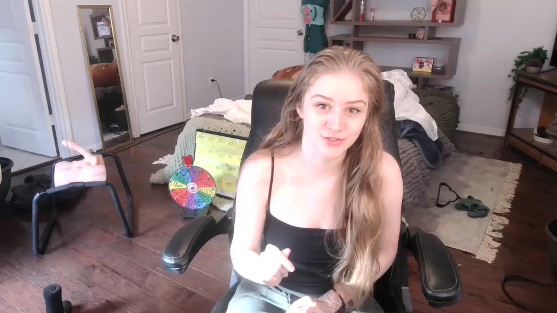 Gallery image thumbnail from Bunnydathug's myfreecams stream on, 01/07/2023, 17:53 image 1 of 20