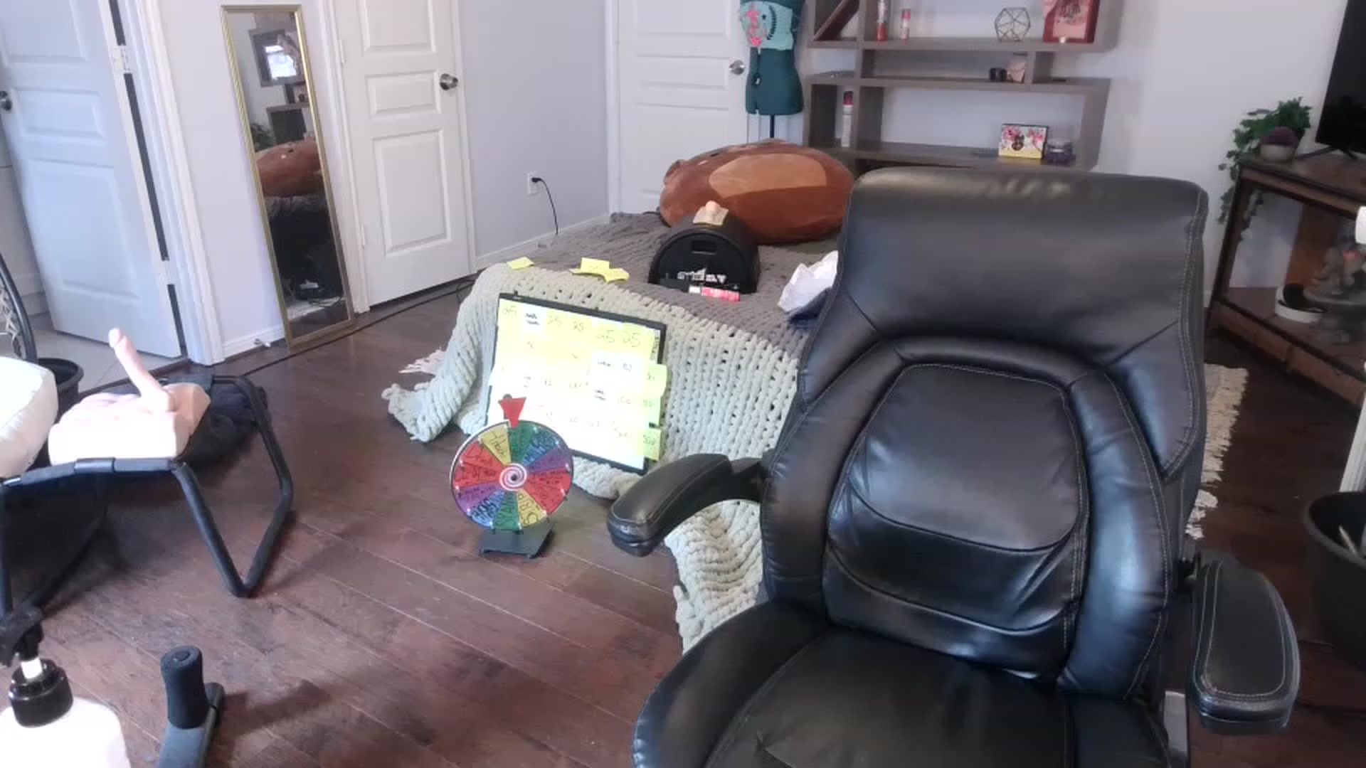 Gallery image thumbnail from Bunnydathug's myfreecams stream on, 01/07/2023, 20:53 image 6 of 20