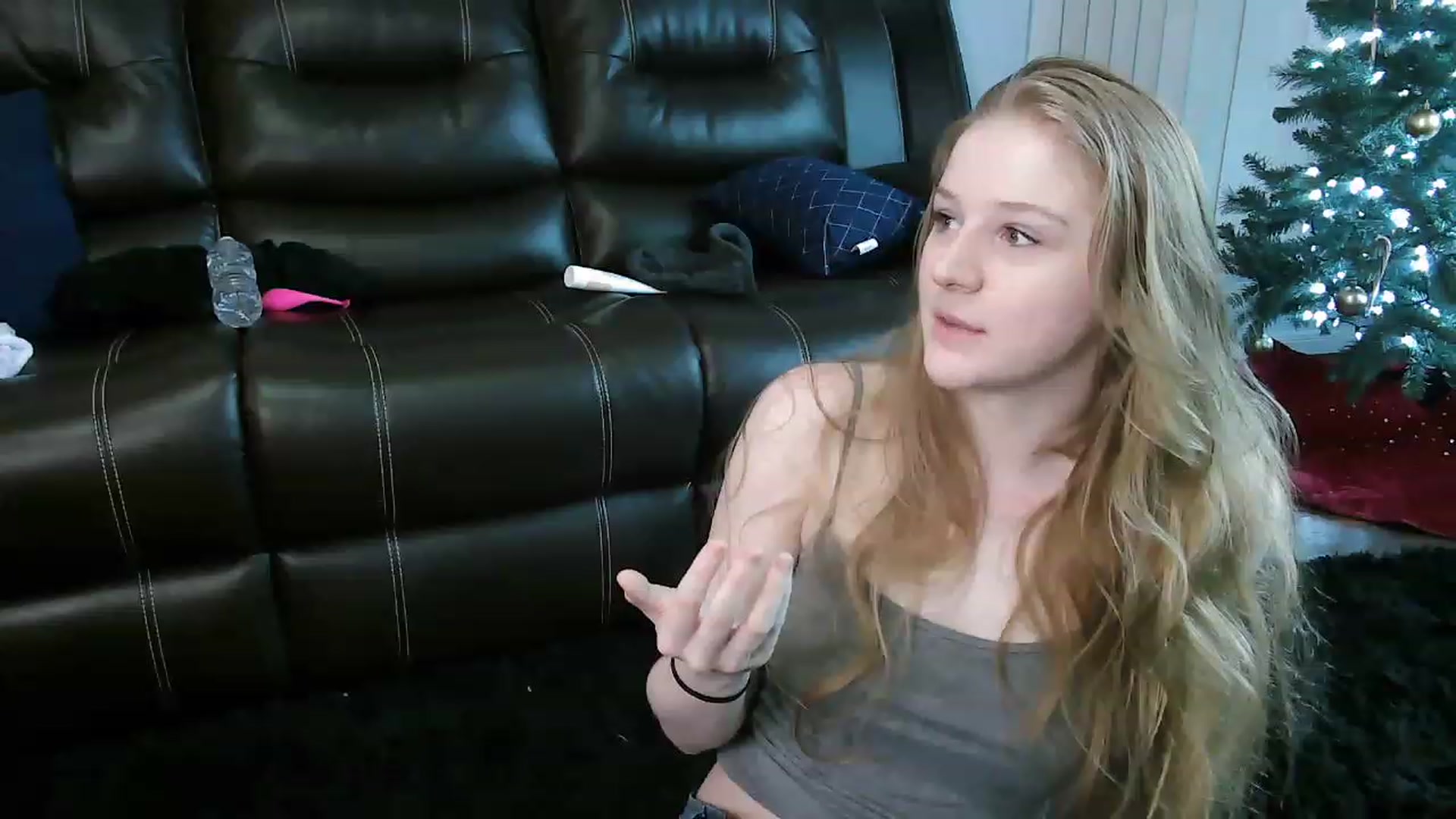 Gallery image thumbnail from Bunnydathug's myfreecams stream on, 01/16/2023, 17:46 image 4 of 20