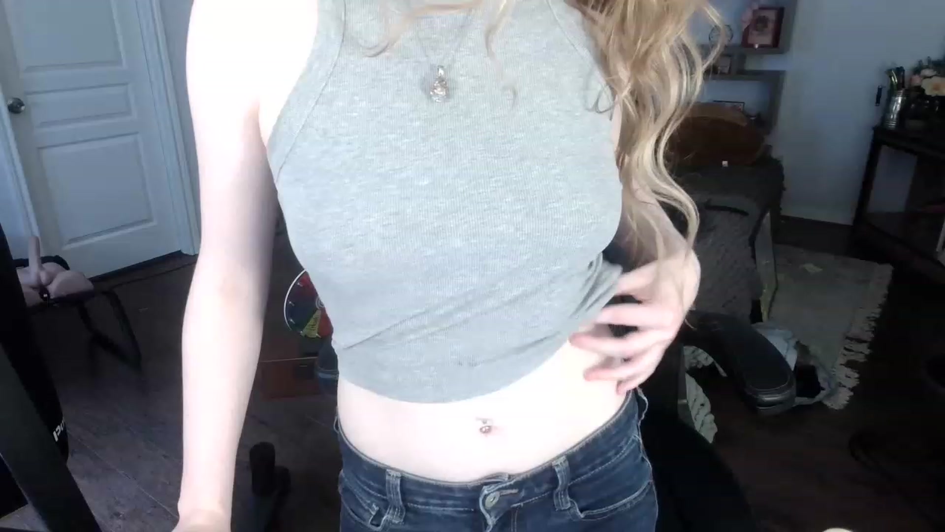 Gallery image thumbnail from Bunnydathug's myfreecams stream on, 01/29/2023, 20:44 image 14 of 20