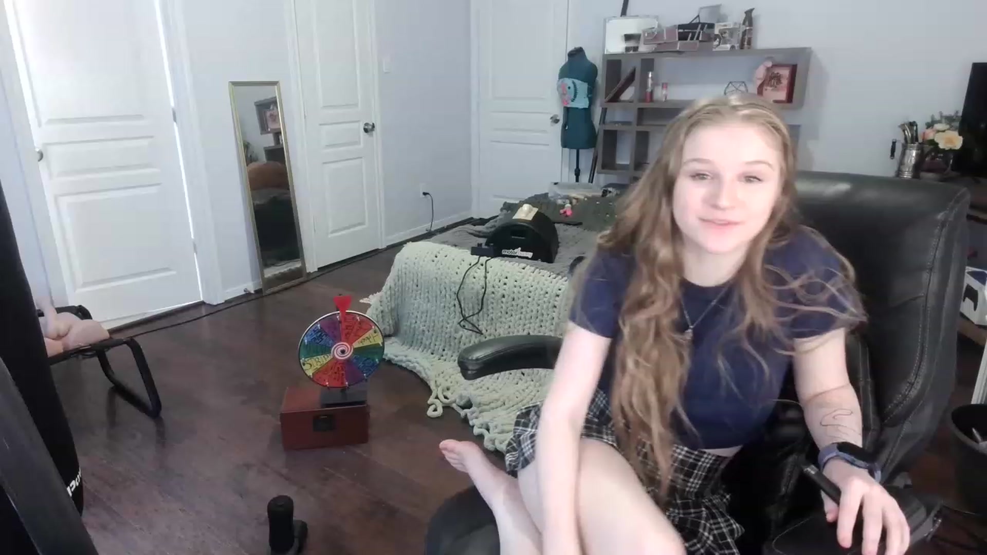Gallery image thumbnail from Bunnydathug's myfreecams stream on, 01/30/2023, 15:45 image 3 of 20