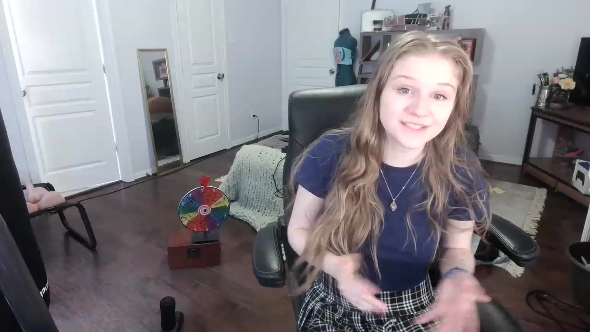 Gallery image thumbnail from Bunnydathug's myfreecams stream on, 01/30/2023, 15:45 image 8 of 20