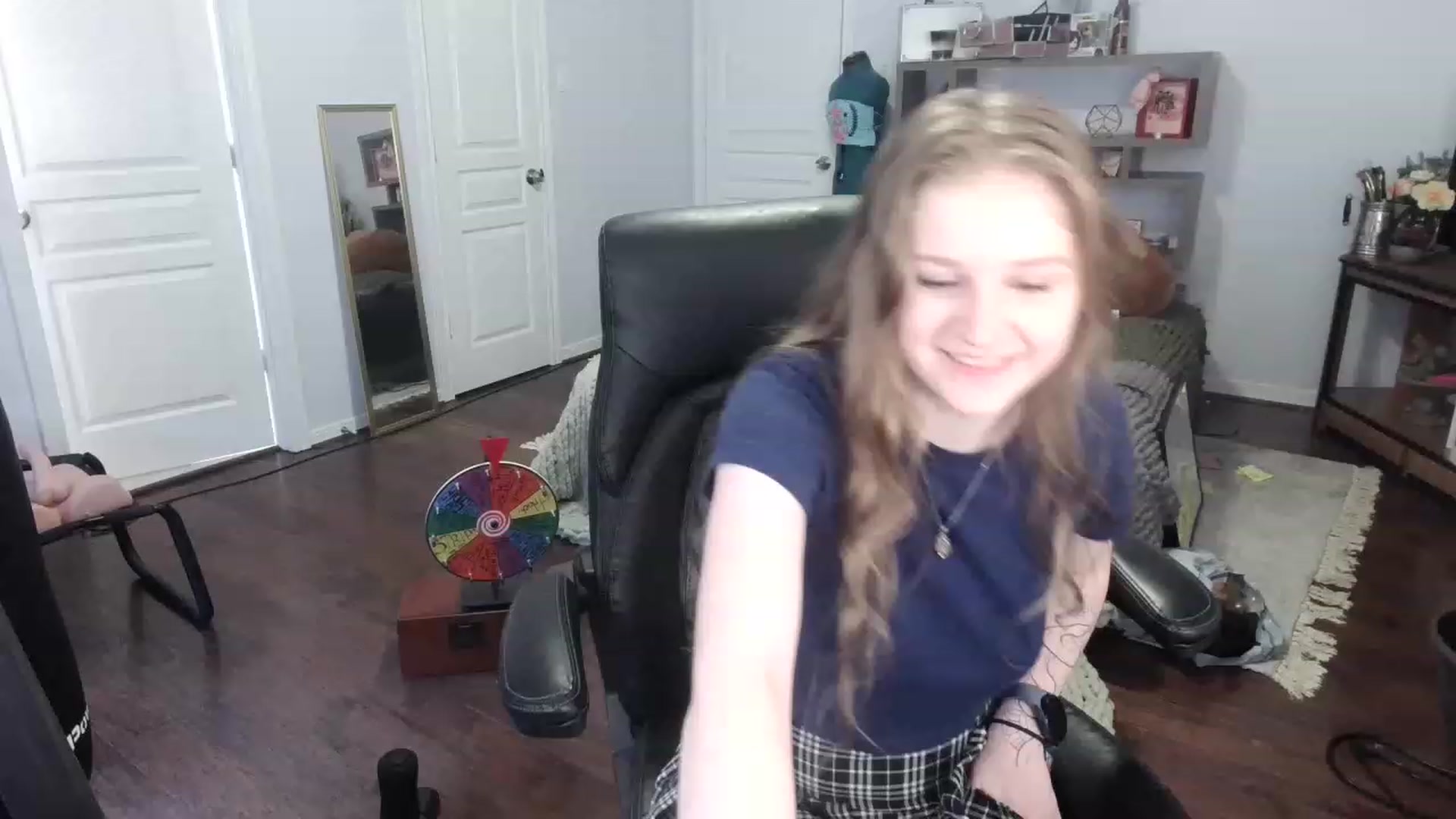 Gallery image thumbnail from Bunnydathug's myfreecams stream on, 01/30/2023, 16:27 image 8 of 20