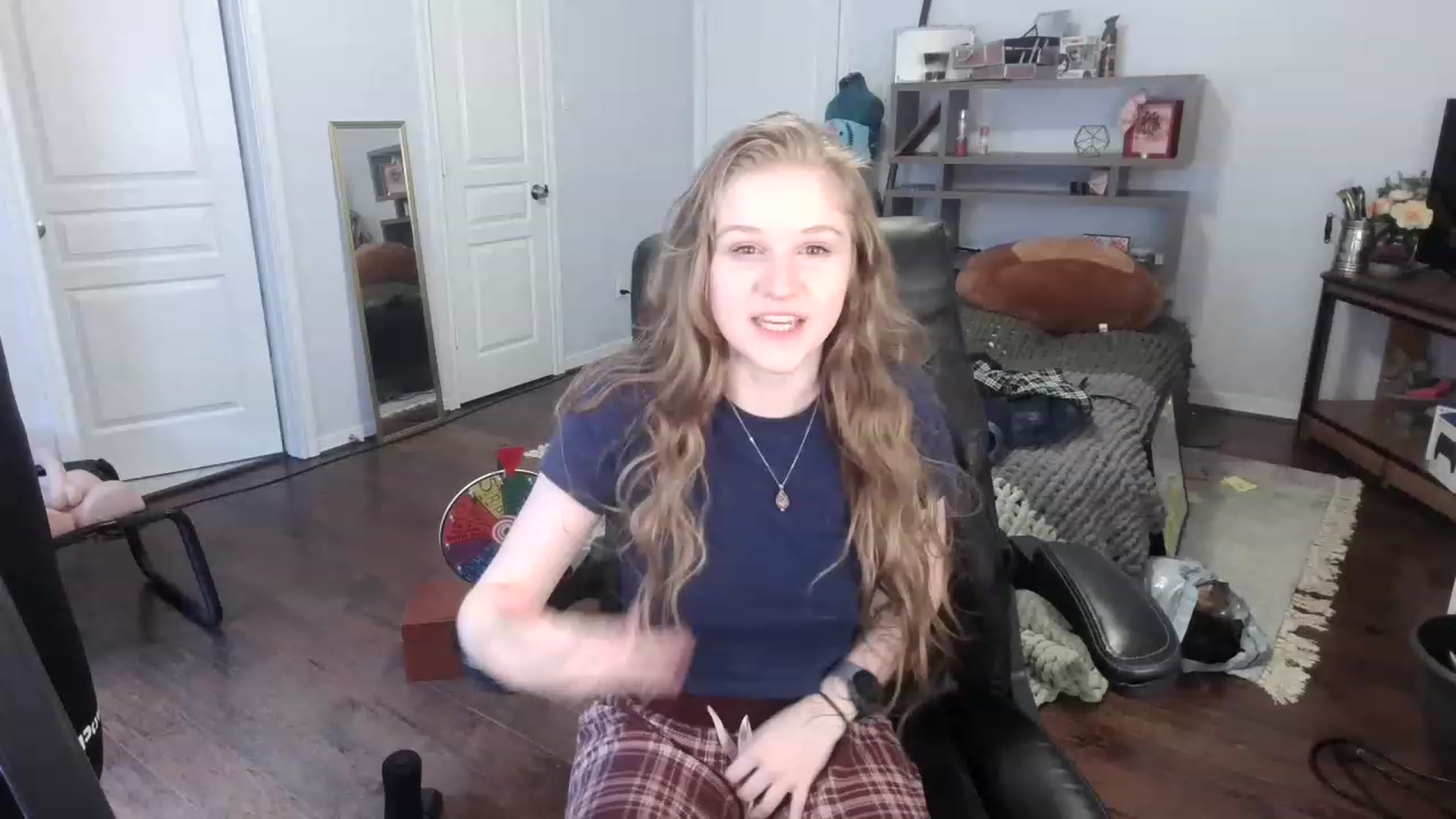 Gallery image thumbnail from Bunnydathug's myfreecams stream on, 01/30/2023, 18:32 image 5 of 20