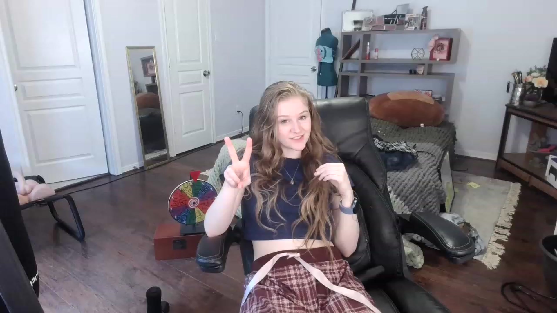 Gallery image thumbnail from Bunnydathug's myfreecams stream on, 01/30/2023, 18:32 image 6 of 20