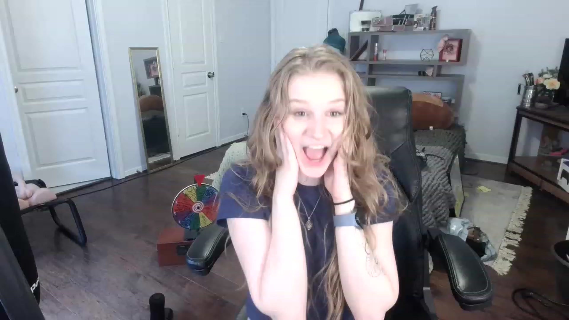 Gallery image thumbnail from Bunnydathug's myfreecams stream on, 01/30/2023, 18:32 image 1 of 20
