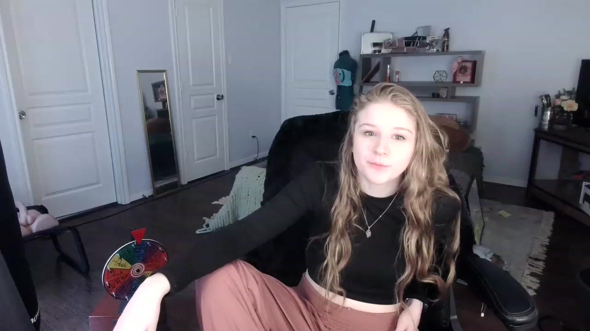 Gallery image thumbnail from Bunnydathug's myfreecams stream on, 01/31/2023, 17:00 image 1 of 20