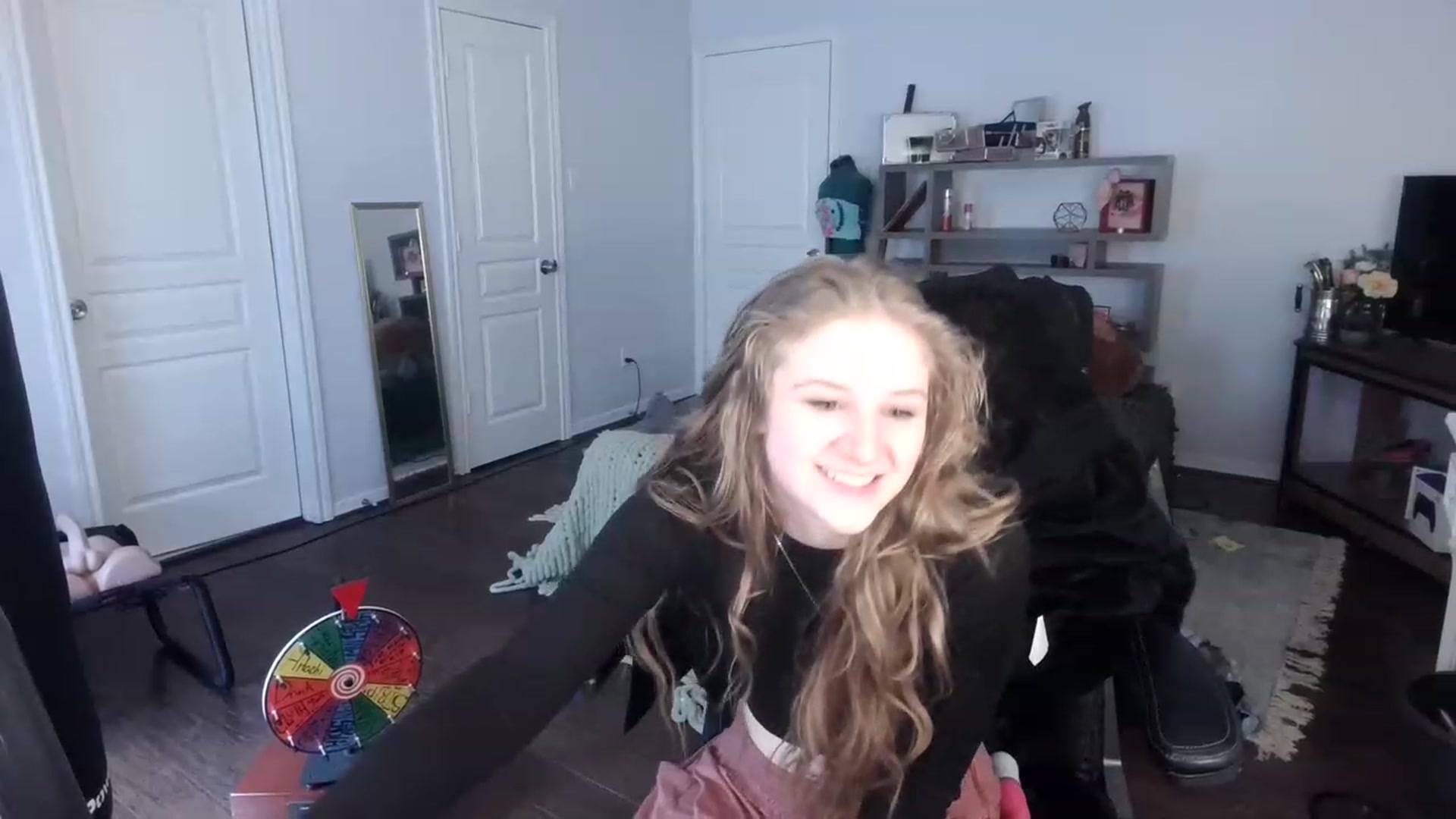 Gallery image thumbnail from Bunnydathug's myfreecams stream on, 01/31/2023, 17:00 image 19 of 20
