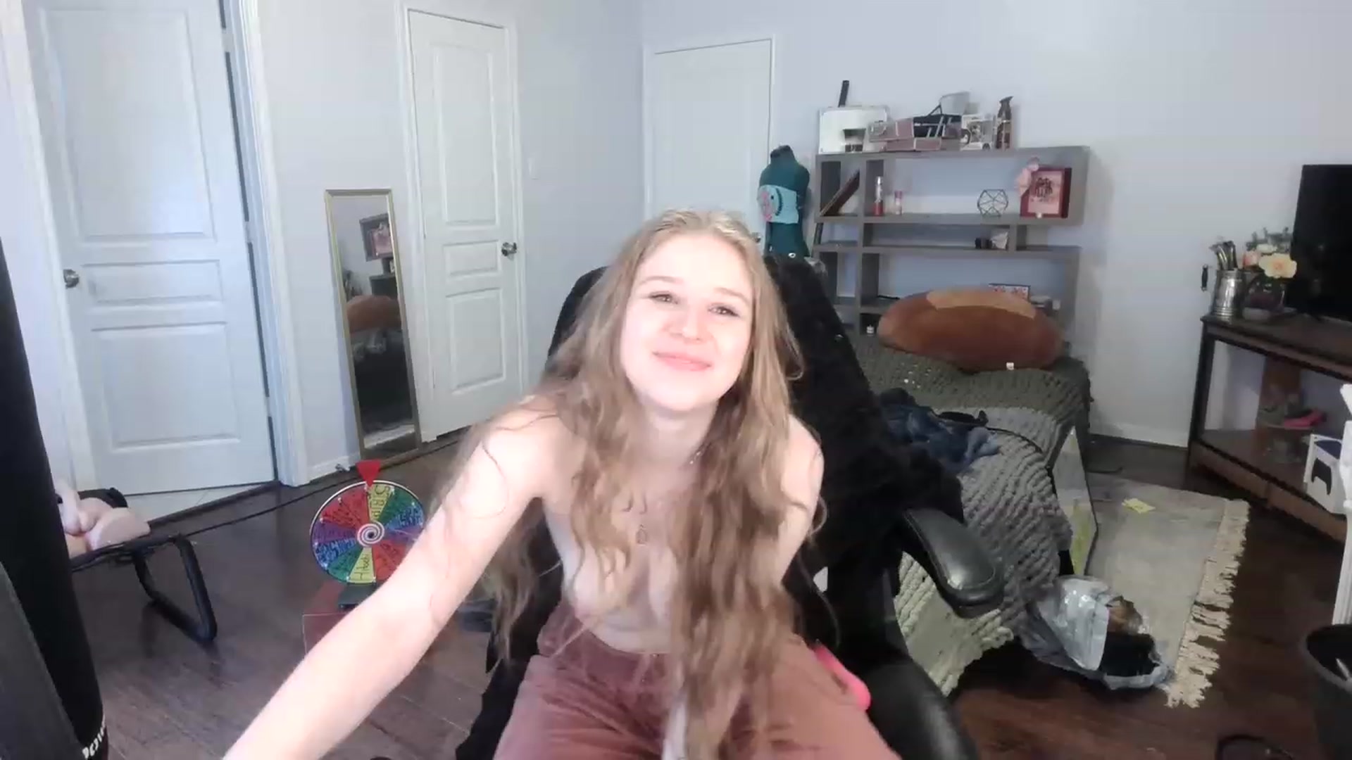 Gallery image thumbnail from Bunnydathug's myfreecams stream on, 01/31/2023, 20:56 image 3 of 20