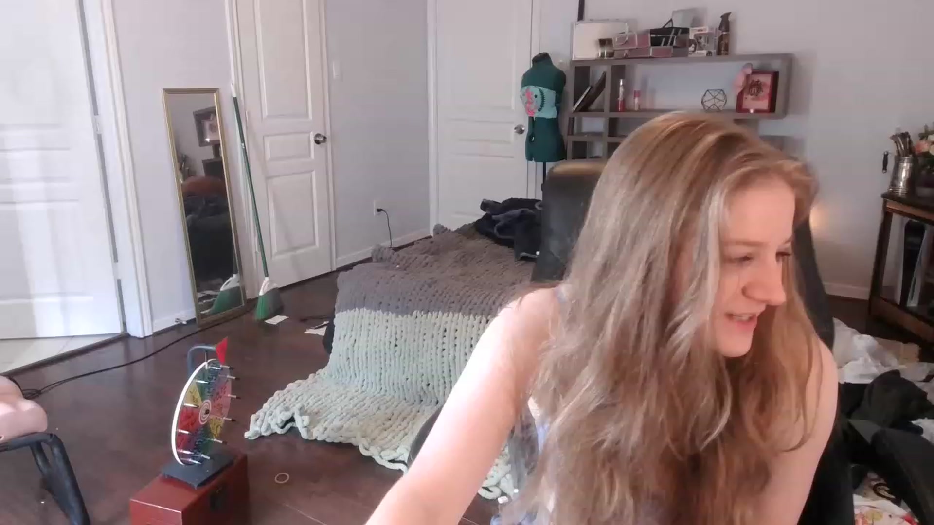 Gallery image thumbnail from Bunnydathug's myfreecams stream on, 02/04/2023, 18:41 image 2 of 20