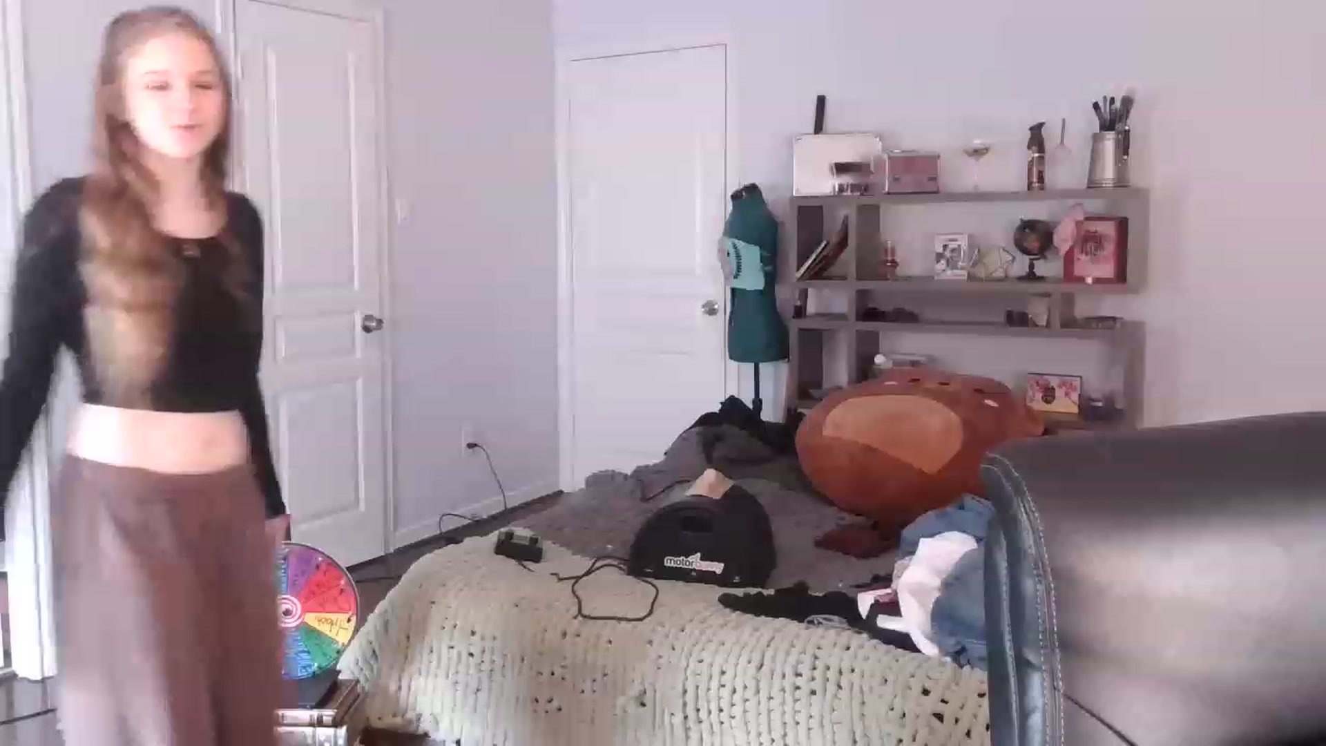 Gallery image thumbnail from Bunnydathug's myfreecams stream on, 02/10/2023, 17:57 image 19 of 20