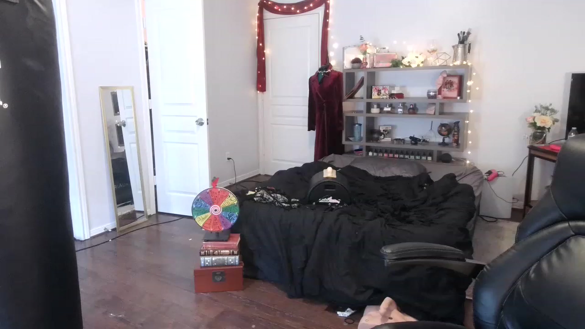 Gallery image thumbnail from Bunnydathug's myfreecams stream on, 02/24/2023, 18:55 image 19 of 20