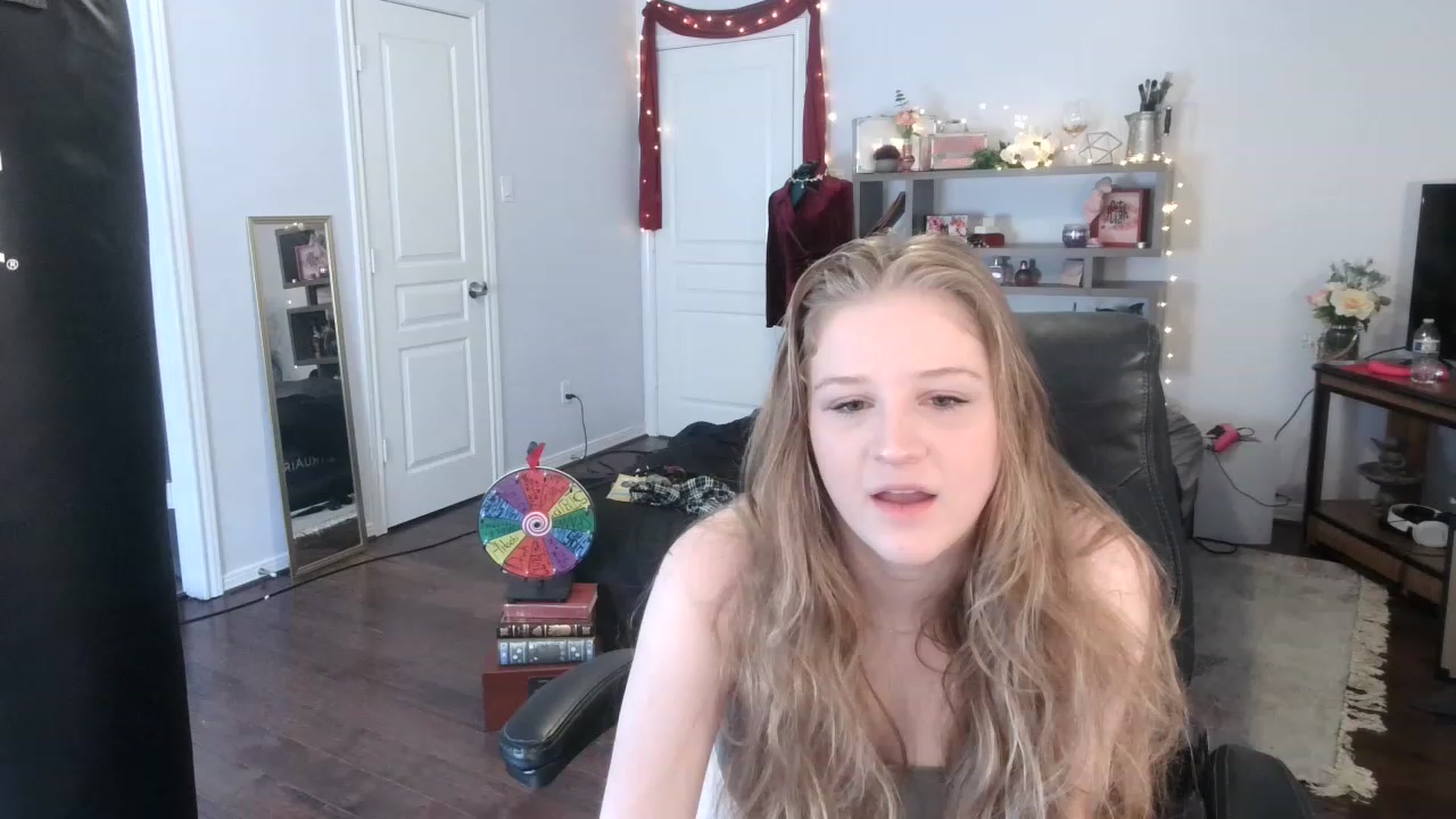 Gallery image thumbnail from Bunnydathug's myfreecams stream on, 02/24/2023, 18:55 image 1 of 20