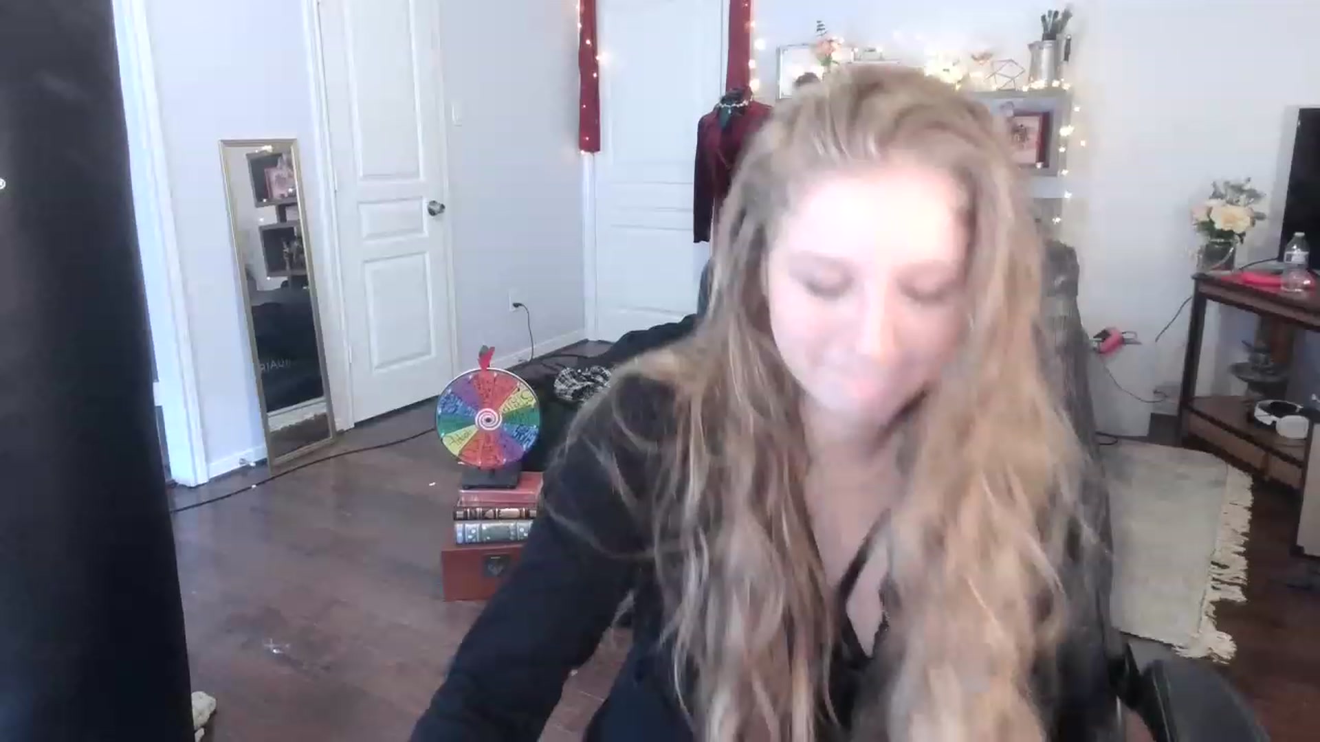 Gallery image thumbnail from Bunnydathug's myfreecams stream on, 02/24/2023, 20:00 image 10 of 20