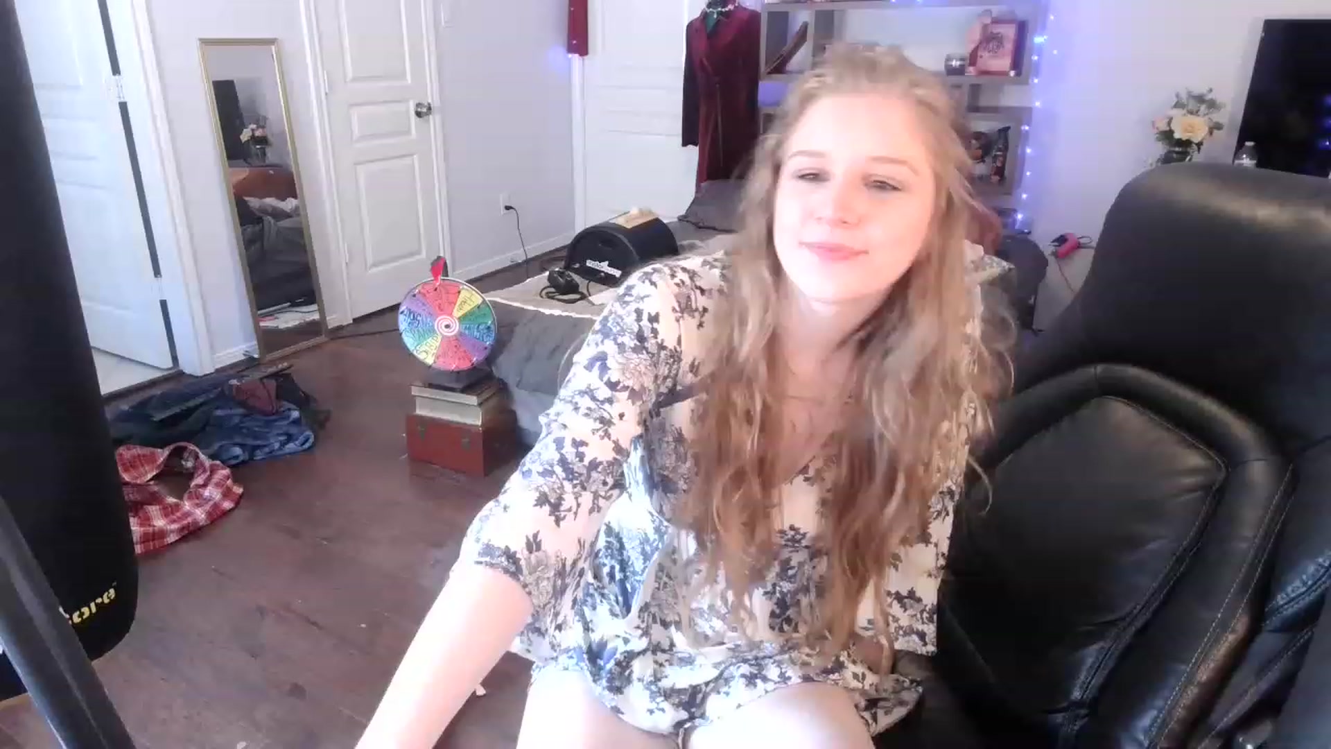 Gallery image thumbnail from Bunnydathug's myfreecams stream on, 02/28/2023, 20:25 image 4 of 20