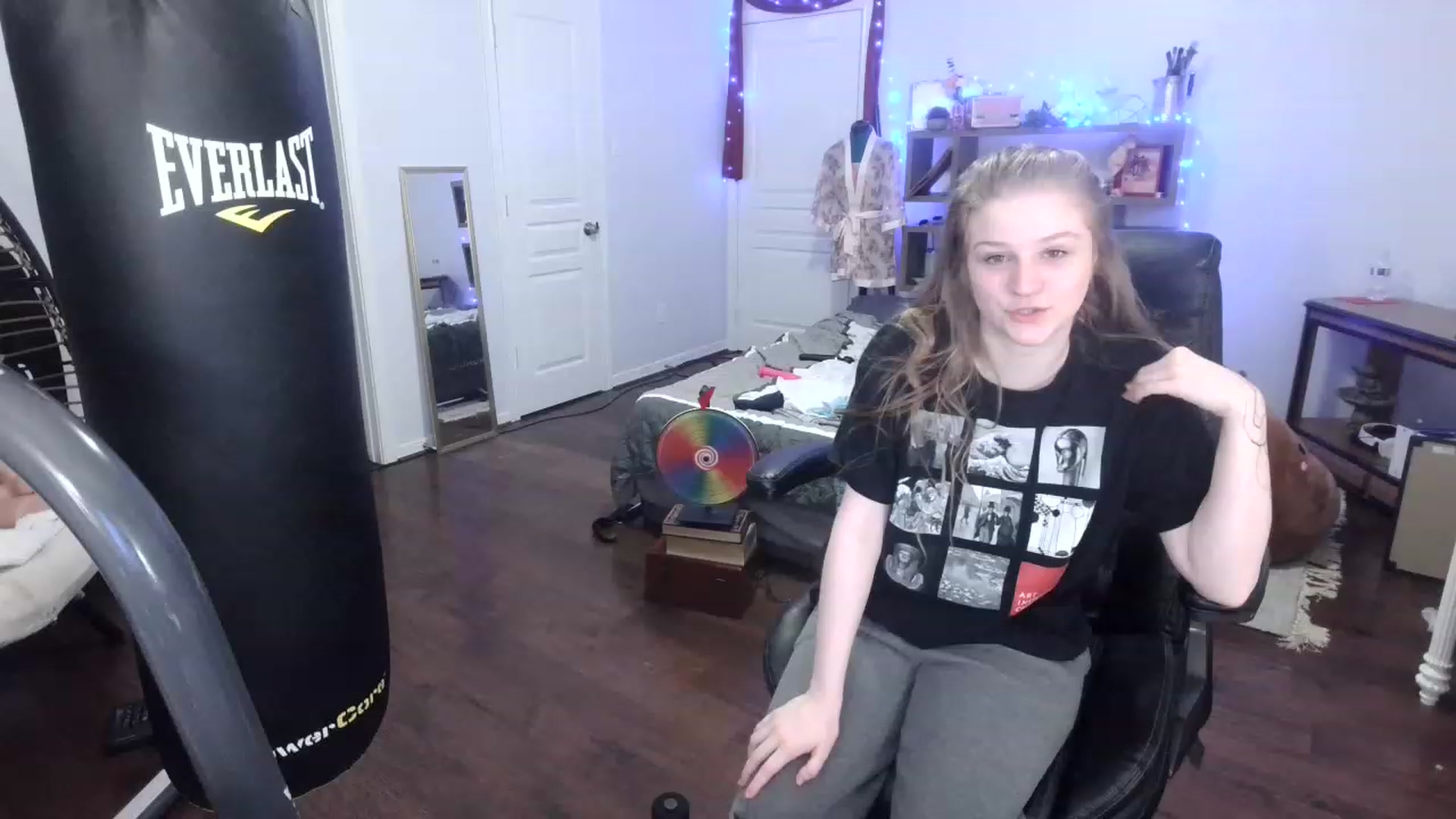 Gallery image thumbnail from Bunnydathug's myfreecams stream on, 03/06/2023, 03:34 image 1 of 20