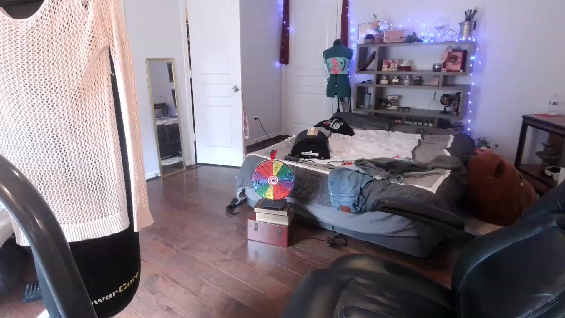 Gallery image thumbnail from Bunnydathug's myfreecams stream on, 03/06/2023, 19:16 image 19 of 20