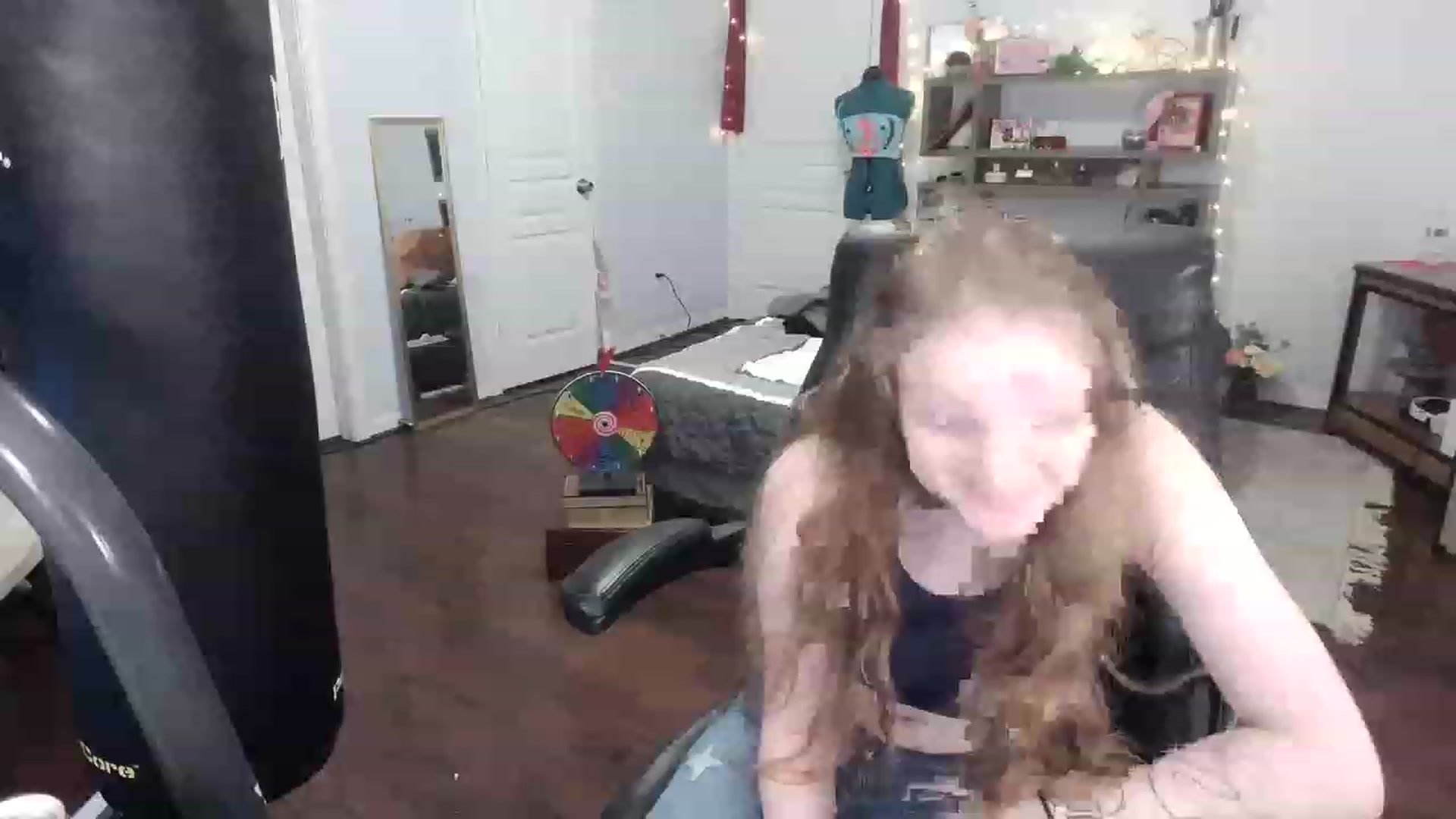 Gallery image thumbnail from Bunnydathug's myfreecams stream on, 03/07/2023, 17:27 image 20 of 20