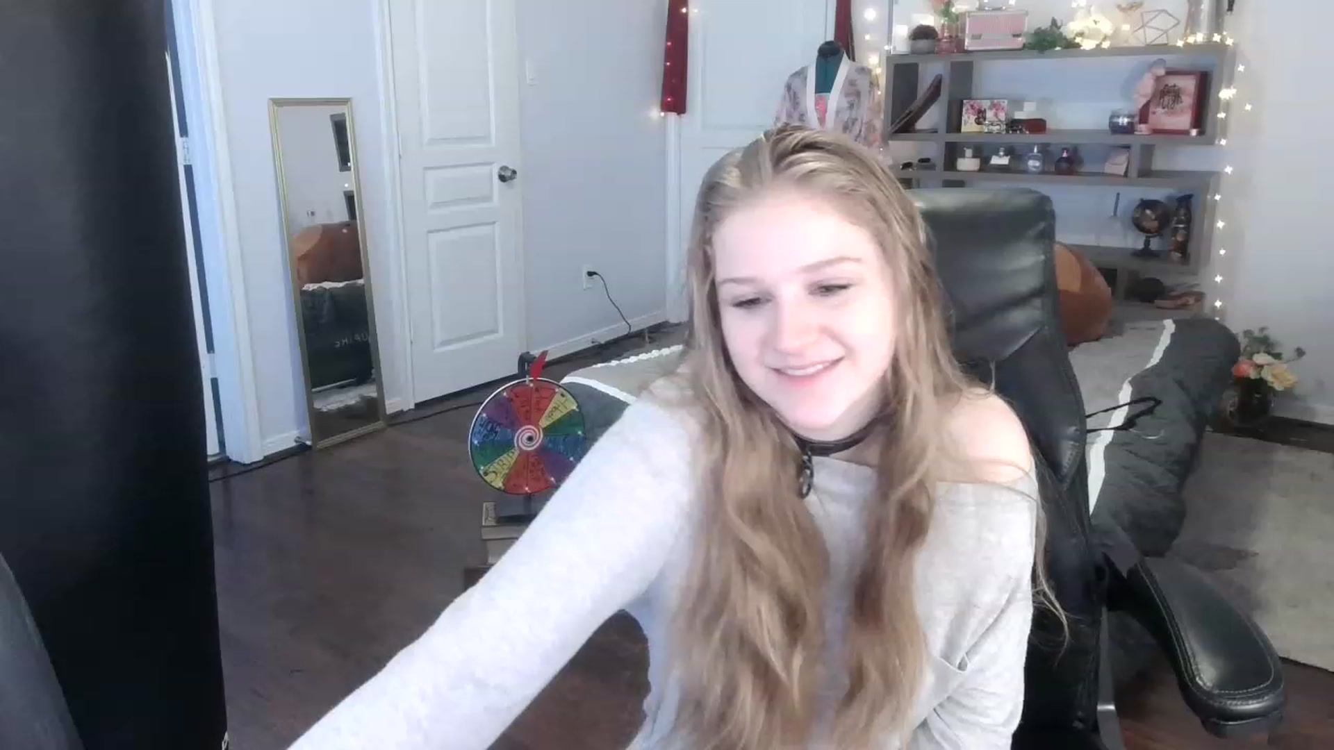 Gallery image thumbnail from Bunnydathug's myfreecams stream on, 03/08/2023, 19:31 image 9 of 20