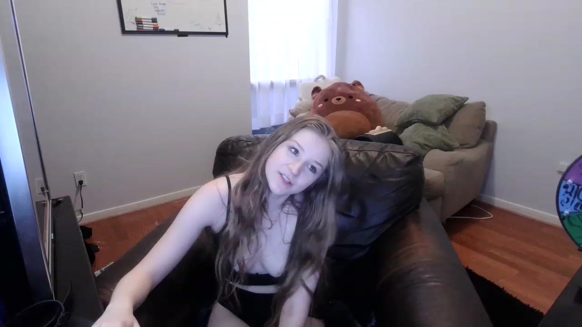 Gallery image thumbnail from Bunnydathug's myfreecams stream on, 03/16/2023, 20:48 image 17 of 20