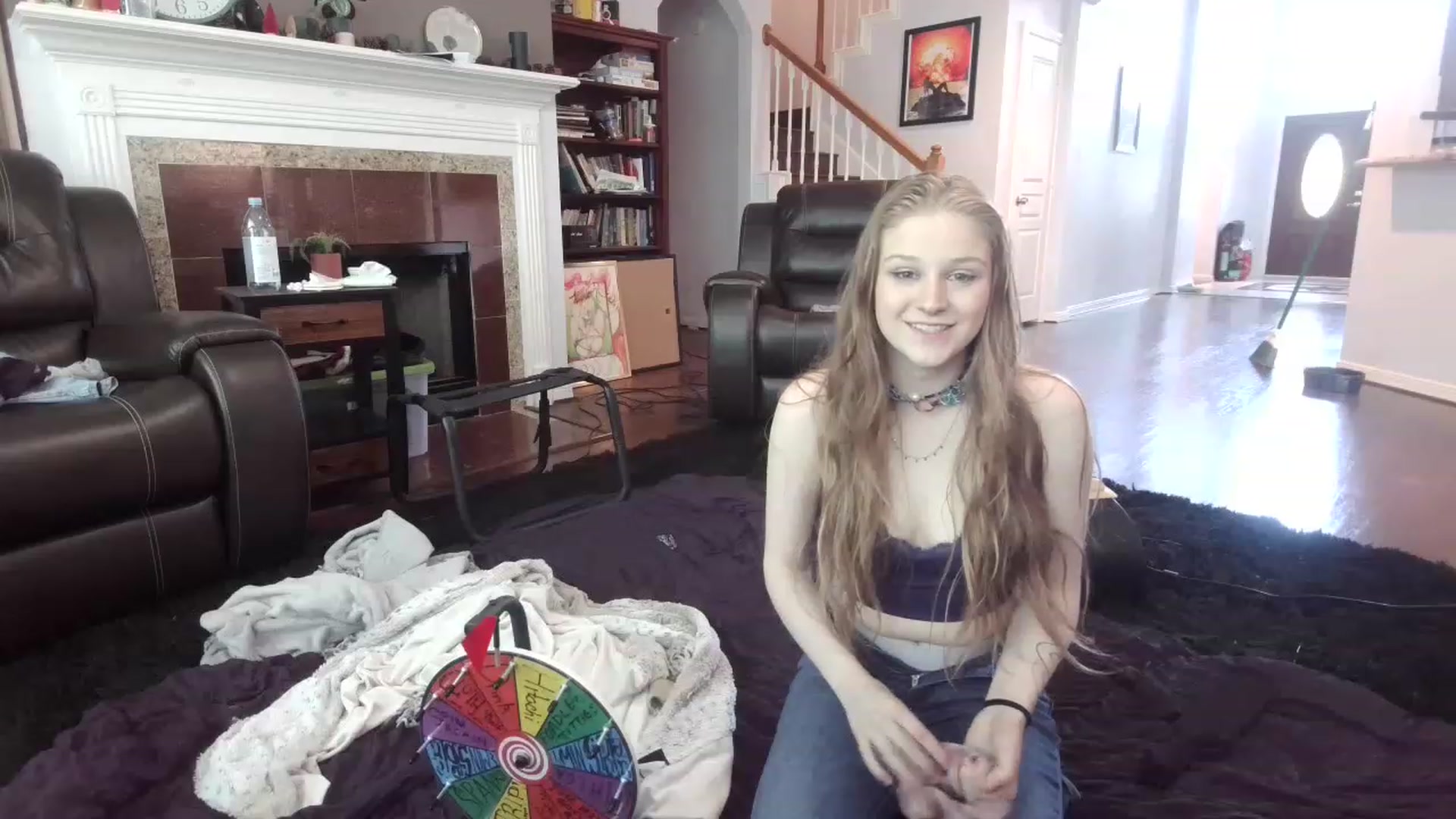 Gallery image thumbnail from Bunnydathug's myfreecams stream on, 03/19/2023, 19:34 image 17 of 20