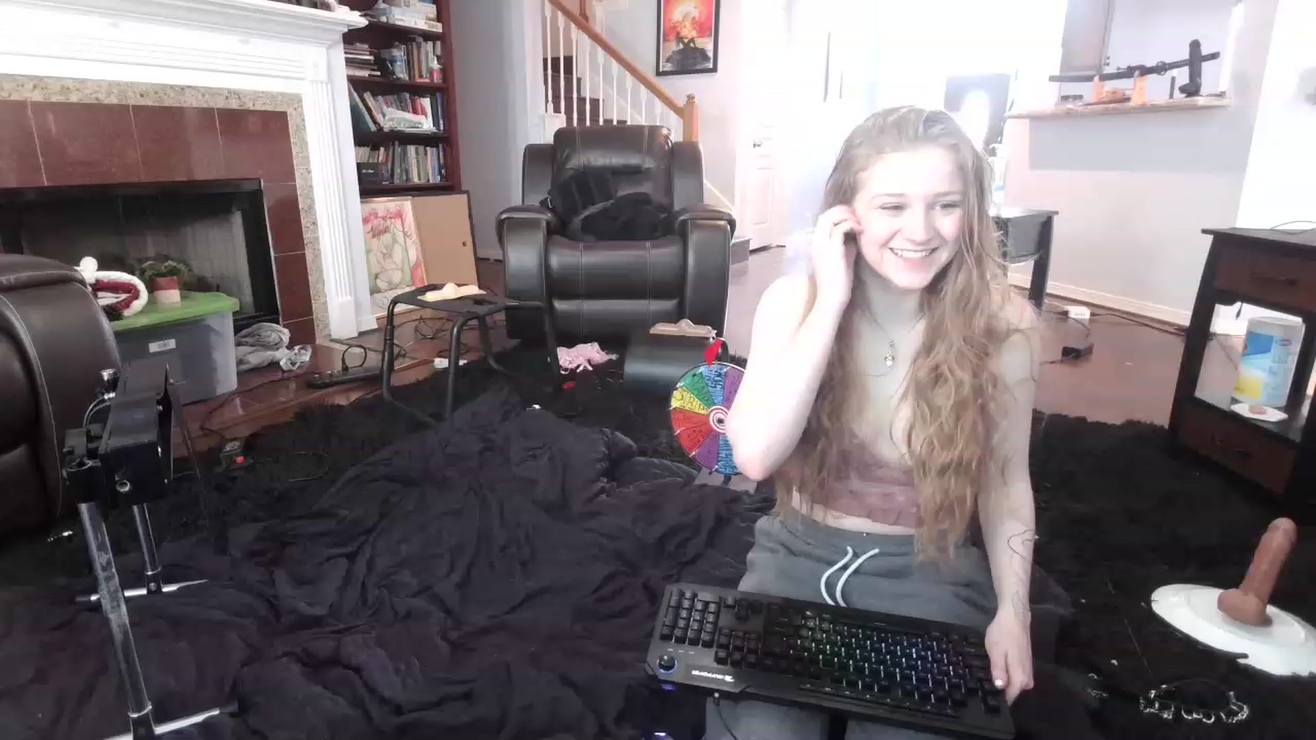 Gallery image thumbnail from Bunnydathug's myfreecams stream on, 03/21/2023, 16:11 image 1 of 20