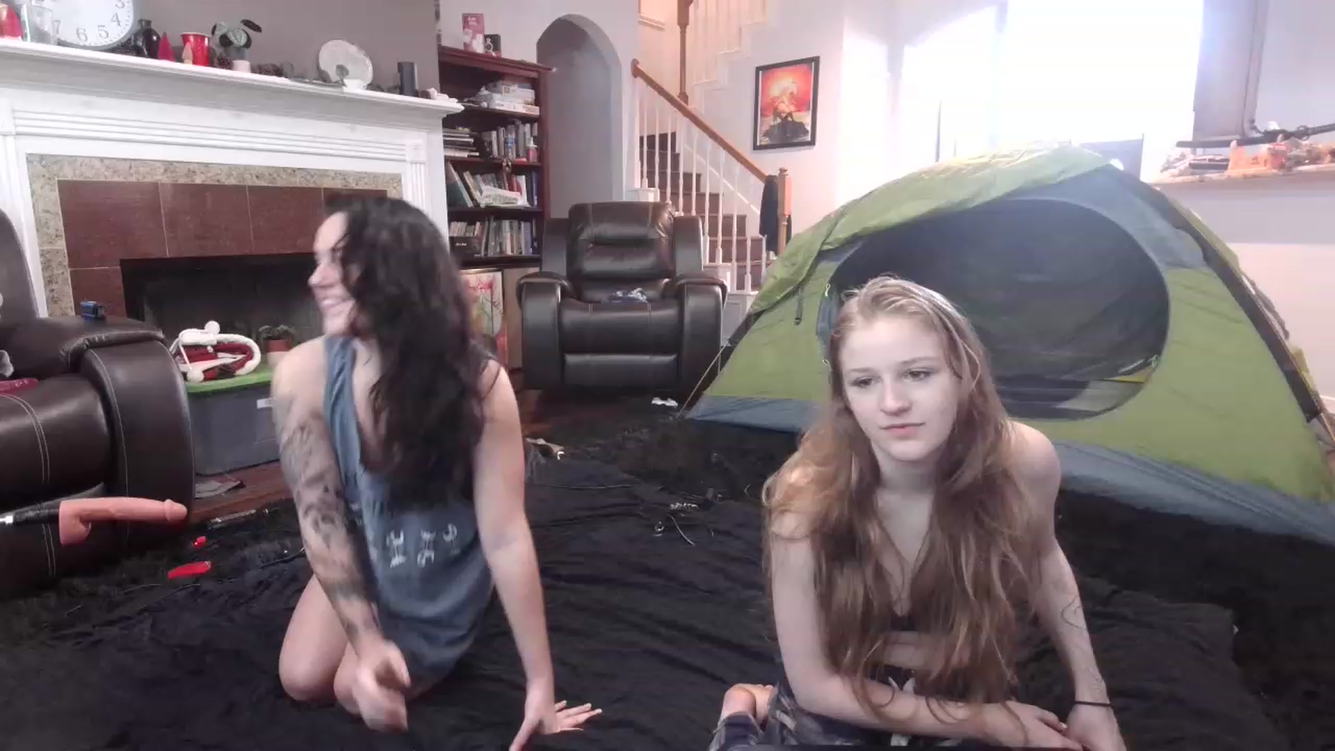 Gallery image thumbnail from Bunnydathug's myfreecams stream on, 03/26/2023, 21:38 image 3 of 20