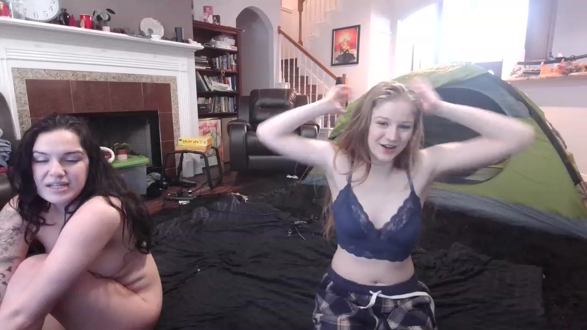 Gallery image thumbnail from Bunnydathug's myfreecams stream on, 03/26/2023, 21:38 image 8 of 20