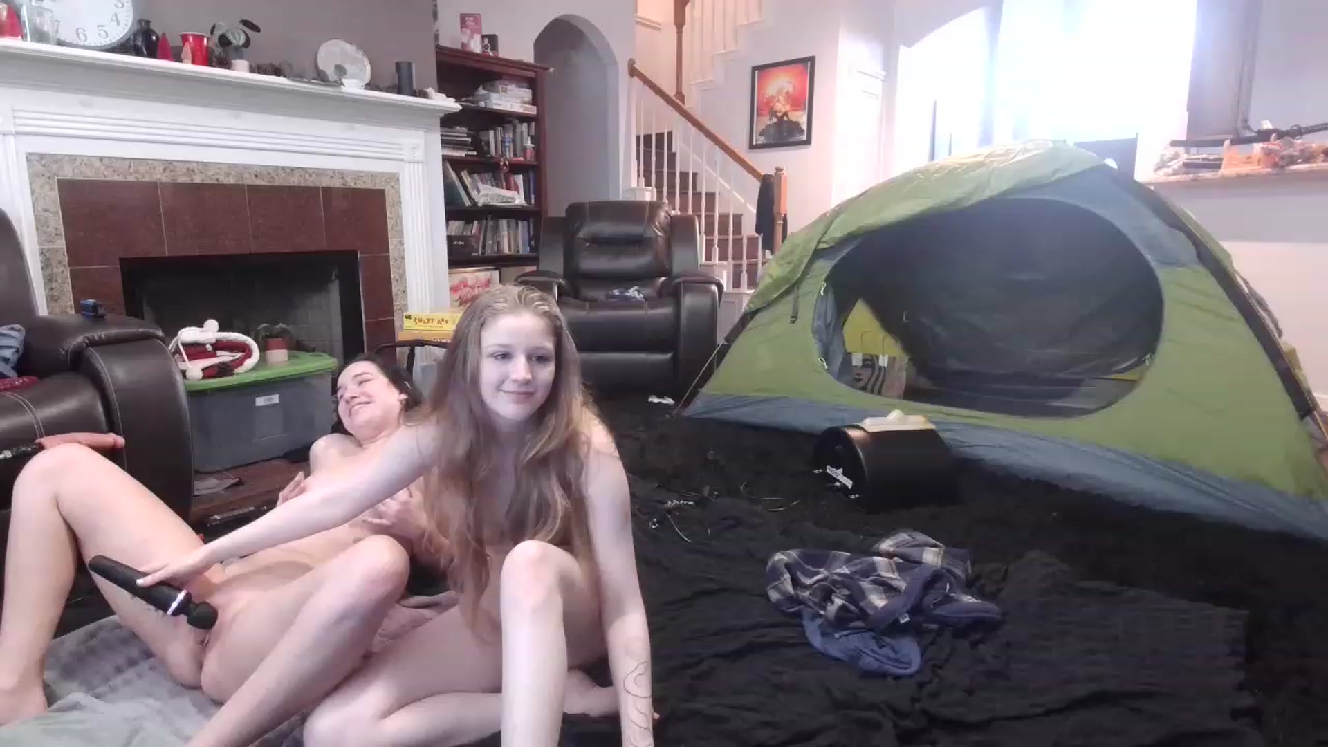 Gallery image thumbnail from Bunnydathug's myfreecams stream on, 03/26/2023, 21:38 image 16 of 20