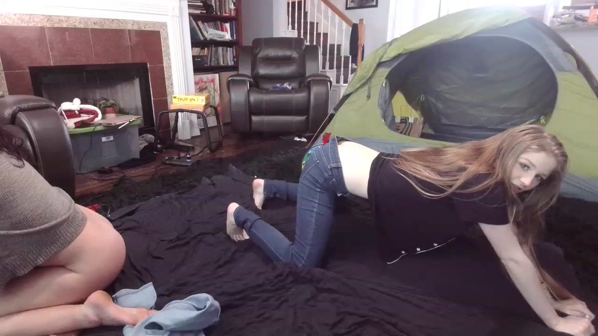 Gallery image thumbnail from Bunnydathug's myfreecams stream on, 03/27/2023, 19:14 image 19 of 20