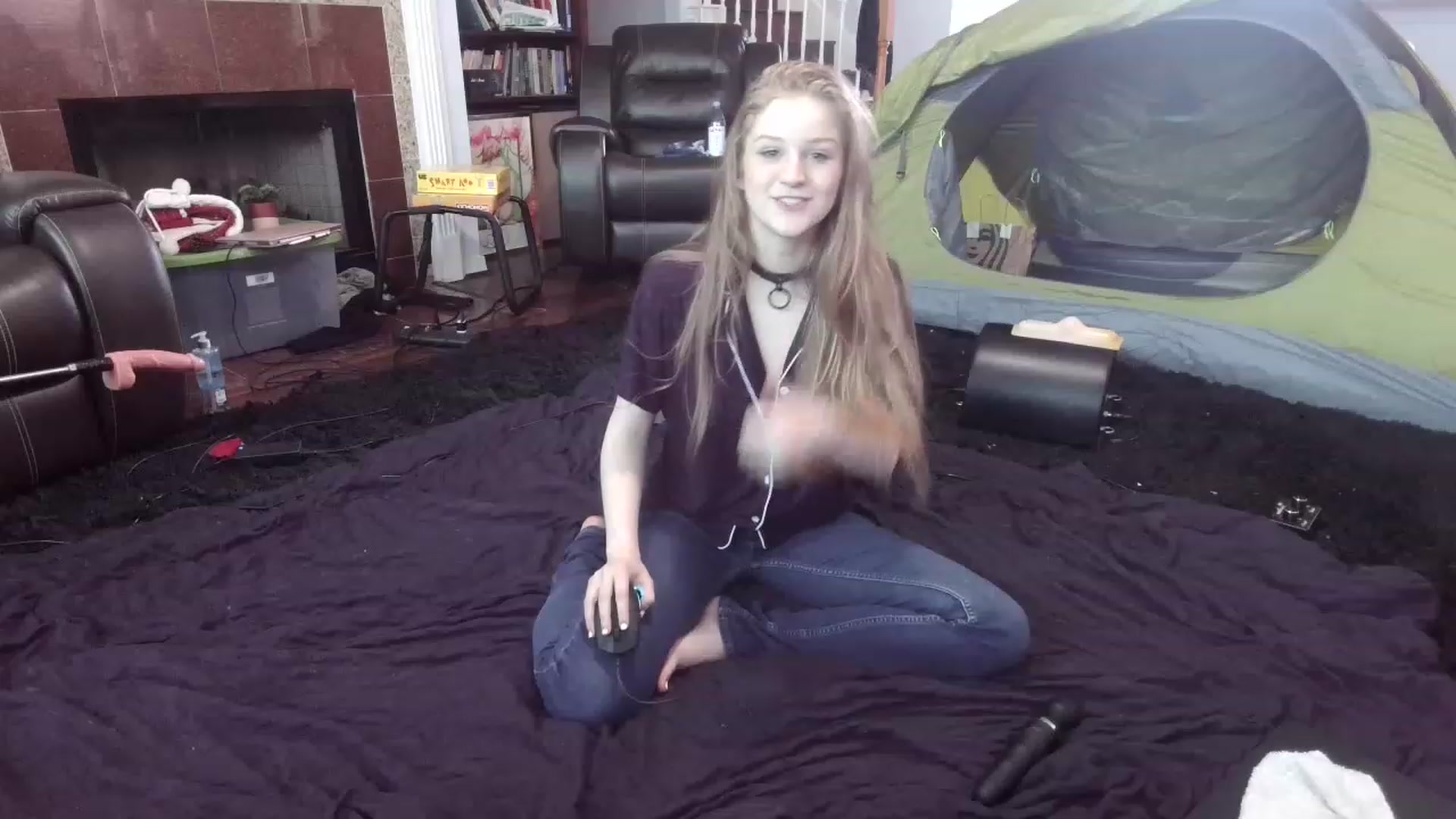 Gallery image thumbnail from Bunnydathug's myfreecams stream on, 03/27/2023, 20:52 image 20 of 20