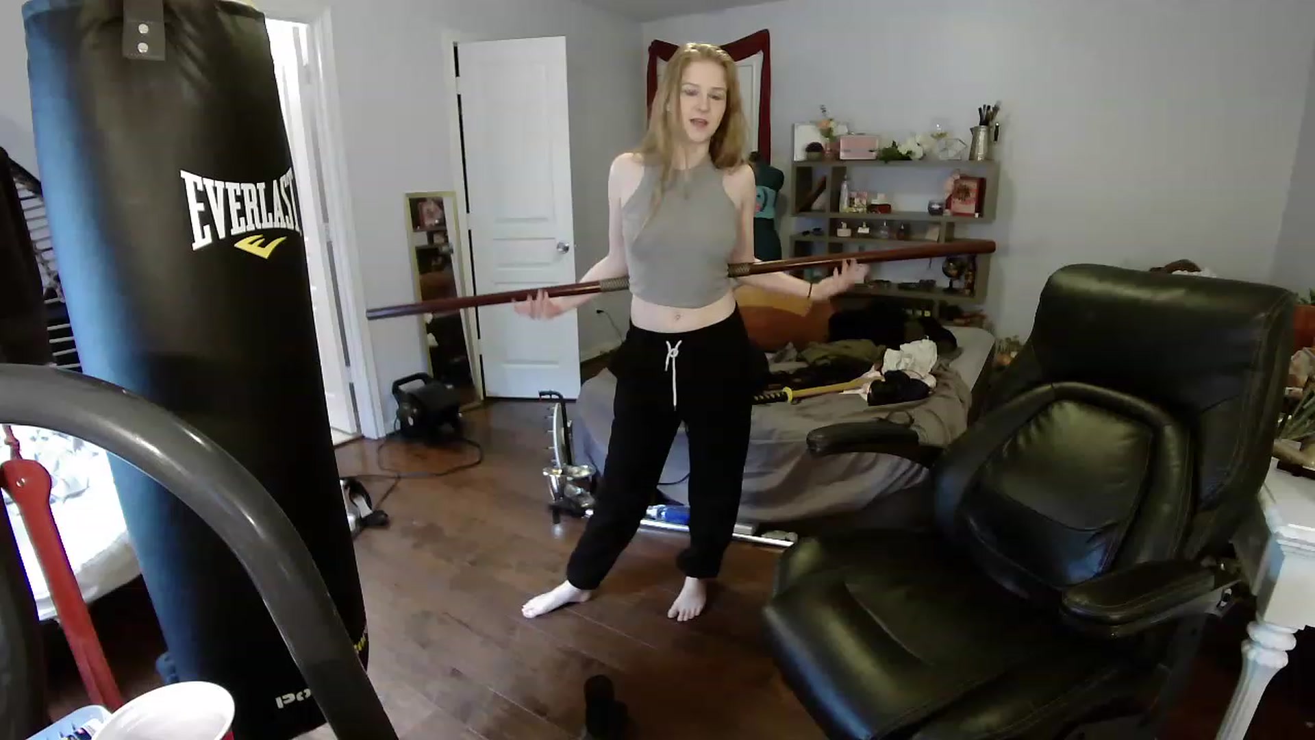 Gallery image thumbnail from Bunnydathug's myfreecams stream on, 03/30/2023, 18:30 image 2 of 20
