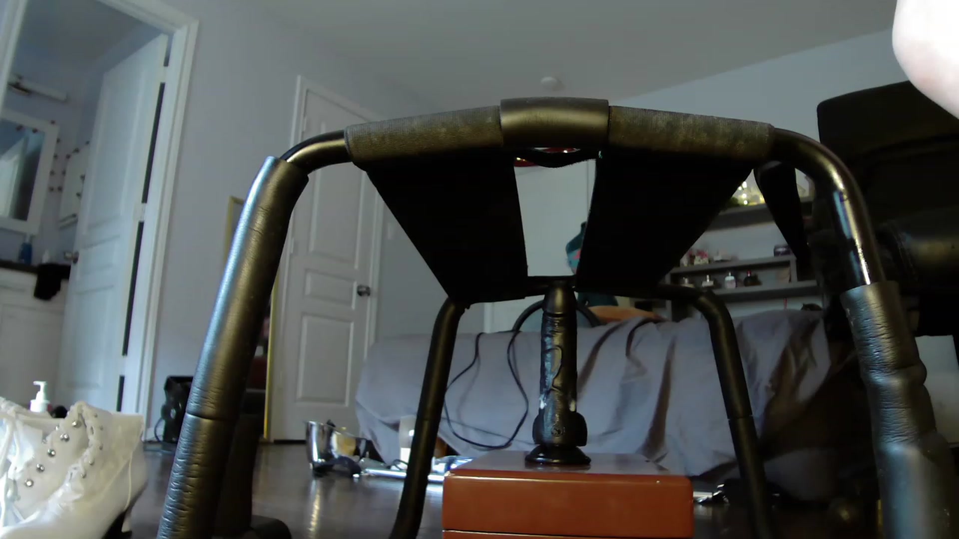 Gallery image thumbnail from Bunnydathug's myfreecams stream on, 03/31/2023, 19:00 image 2 of 20