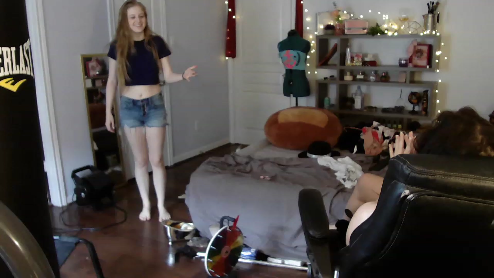 Gallery image thumbnail from Bunnydathug's myfreecams stream on, 03/31/2023, 20:21 image 1 of 20