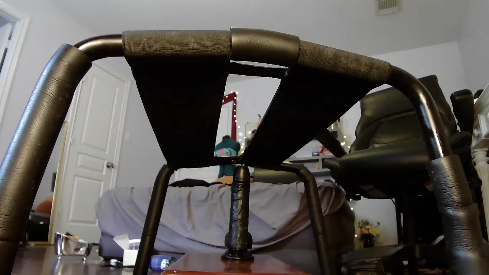Gallery image thumbnail from Bunnydathug's myfreecams stream on, 04/01/2023, 20:42 image 7 of 20