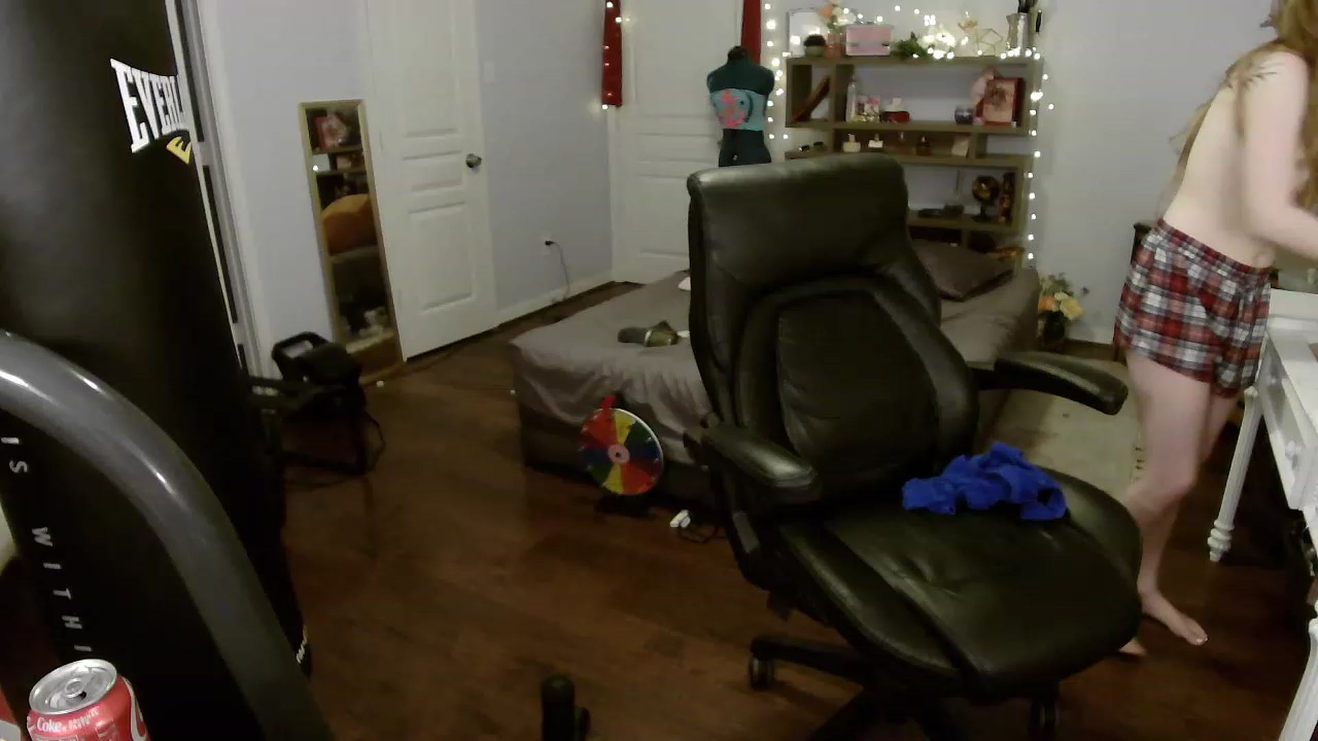 Gallery image thumbnail from Bunnydathug's myfreecams stream on, 04/03/2023, 02:36 image 1 of 20