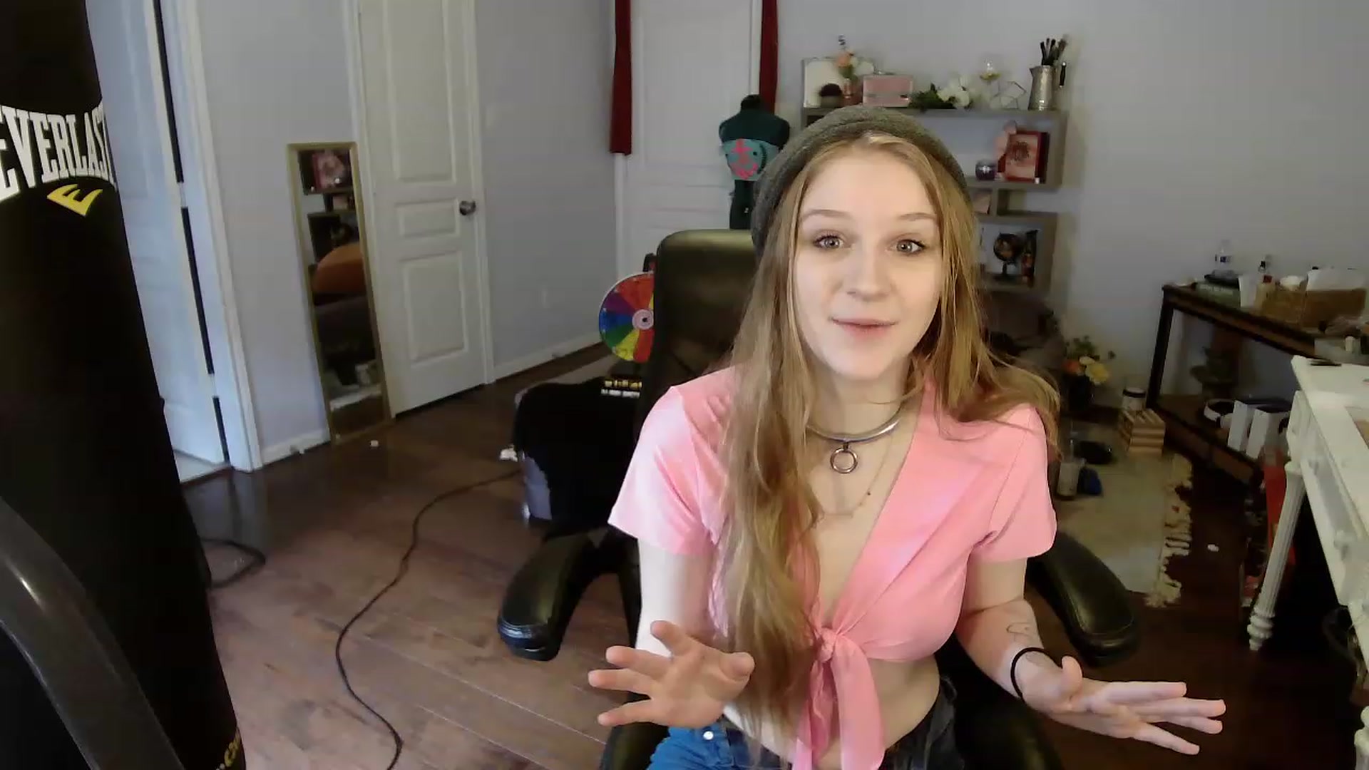 Gallery image thumbnail from Bunnydathug's myfreecams stream on, 04/05/2023, 15:26 image 20 of 20