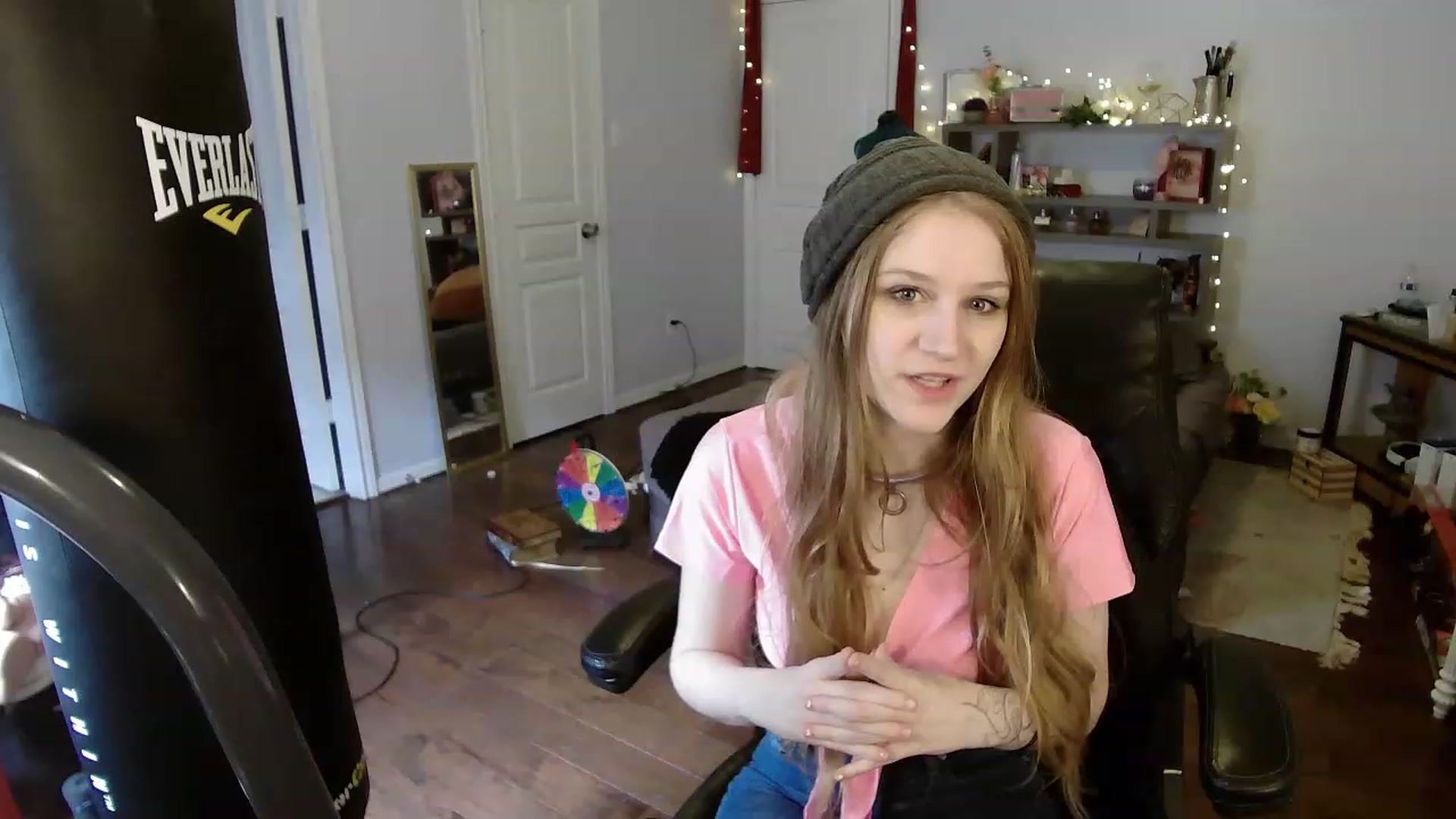 Gallery image thumbnail from Bunnydathug's myfreecams stream on, 04/05/2023, 17:45 image 18 of 20
