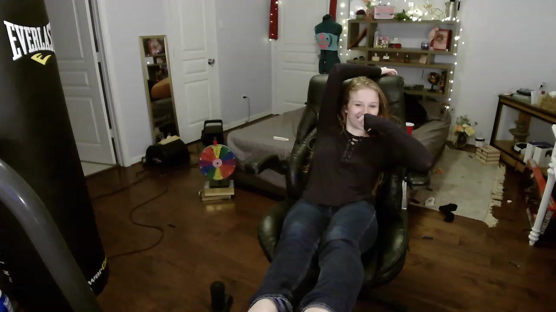 Gallery image thumbnail from Bunnydathug's myfreecams stream on, 04/07/2023, 24:56 image 6 of 20