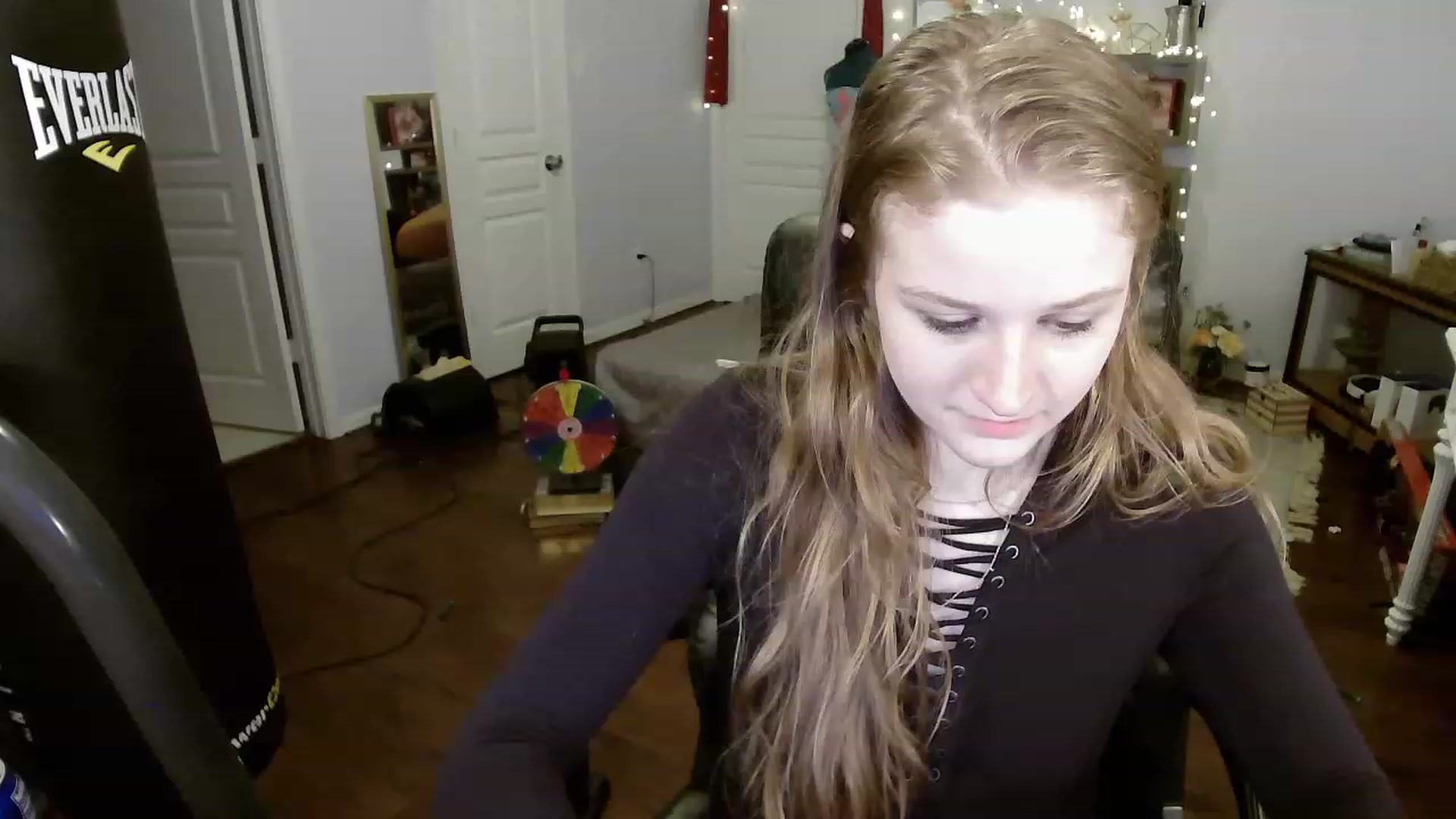 Gallery image thumbnail from Bunnydathug's myfreecams stream on, 04/07/2023, 24:56 image 14 of 20