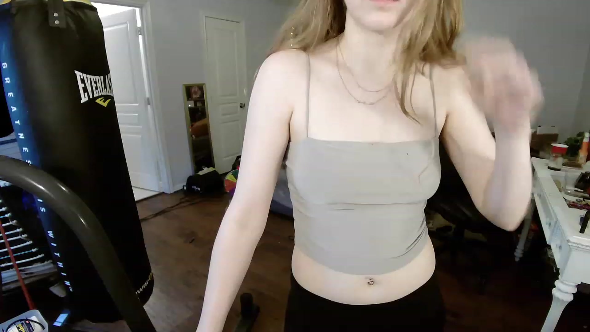 Gallery image thumbnail from Bunnydathug's myfreecams stream on, 04/07/2023, 16:47 image 19 of 20