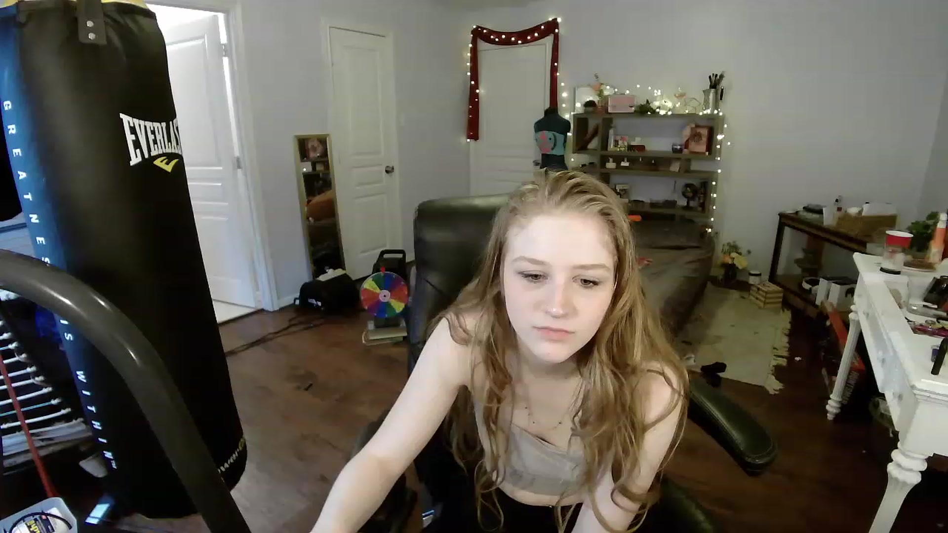 Gallery image thumbnail from Bunnydathug's myfreecams stream on, 04/07/2023, 16:47 image 7 of 20