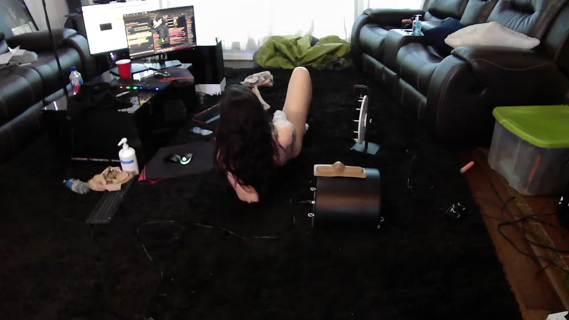 Gallery image thumbnail from Bunnydathug's myfreecams stream on, 04/12/2023, 19:13 image 13 of 20