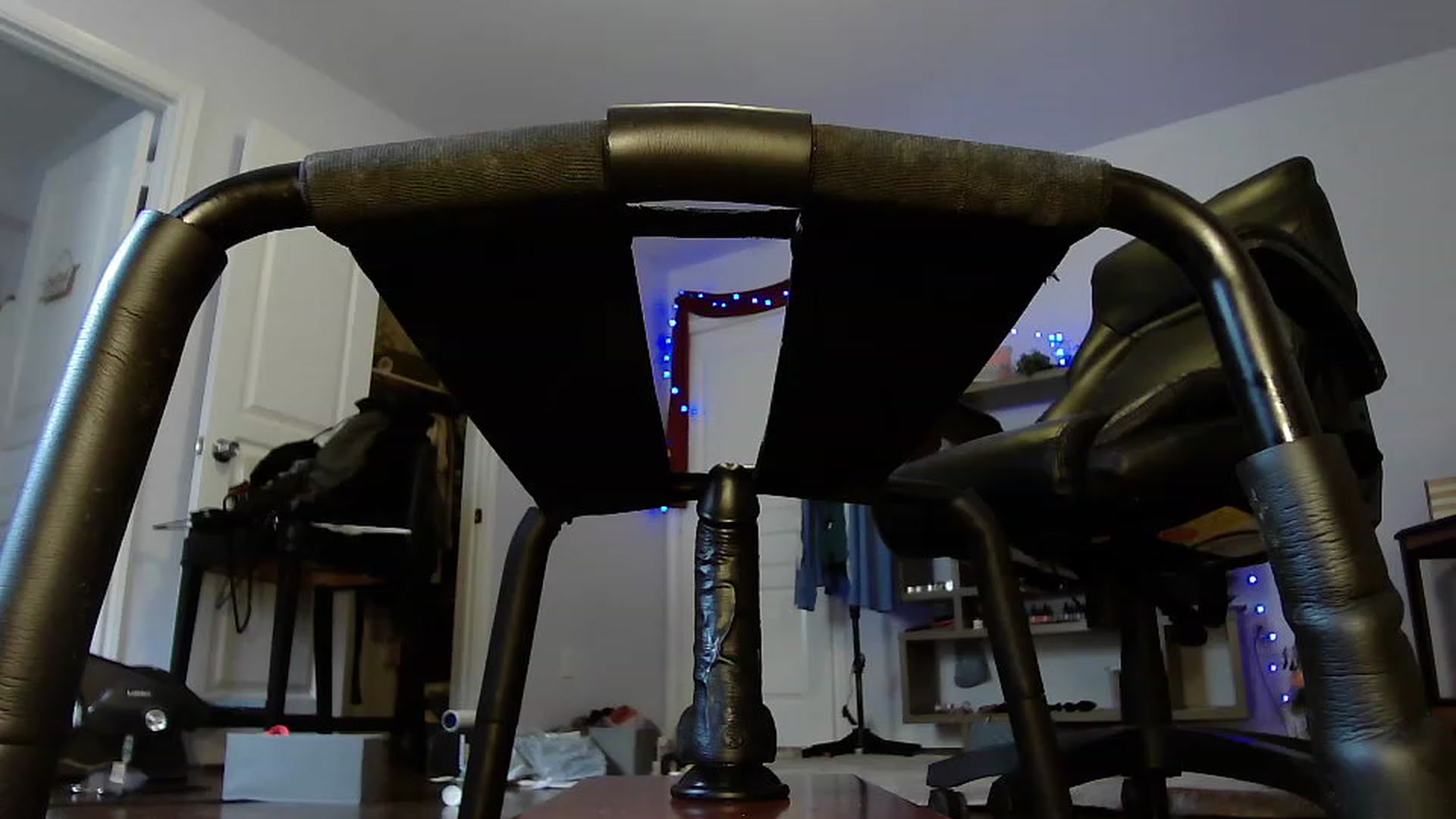 Gallery image thumbnail from Bunnydathug's myfreecams stream on, 04/15/2023, 19:43 image 7 of 20