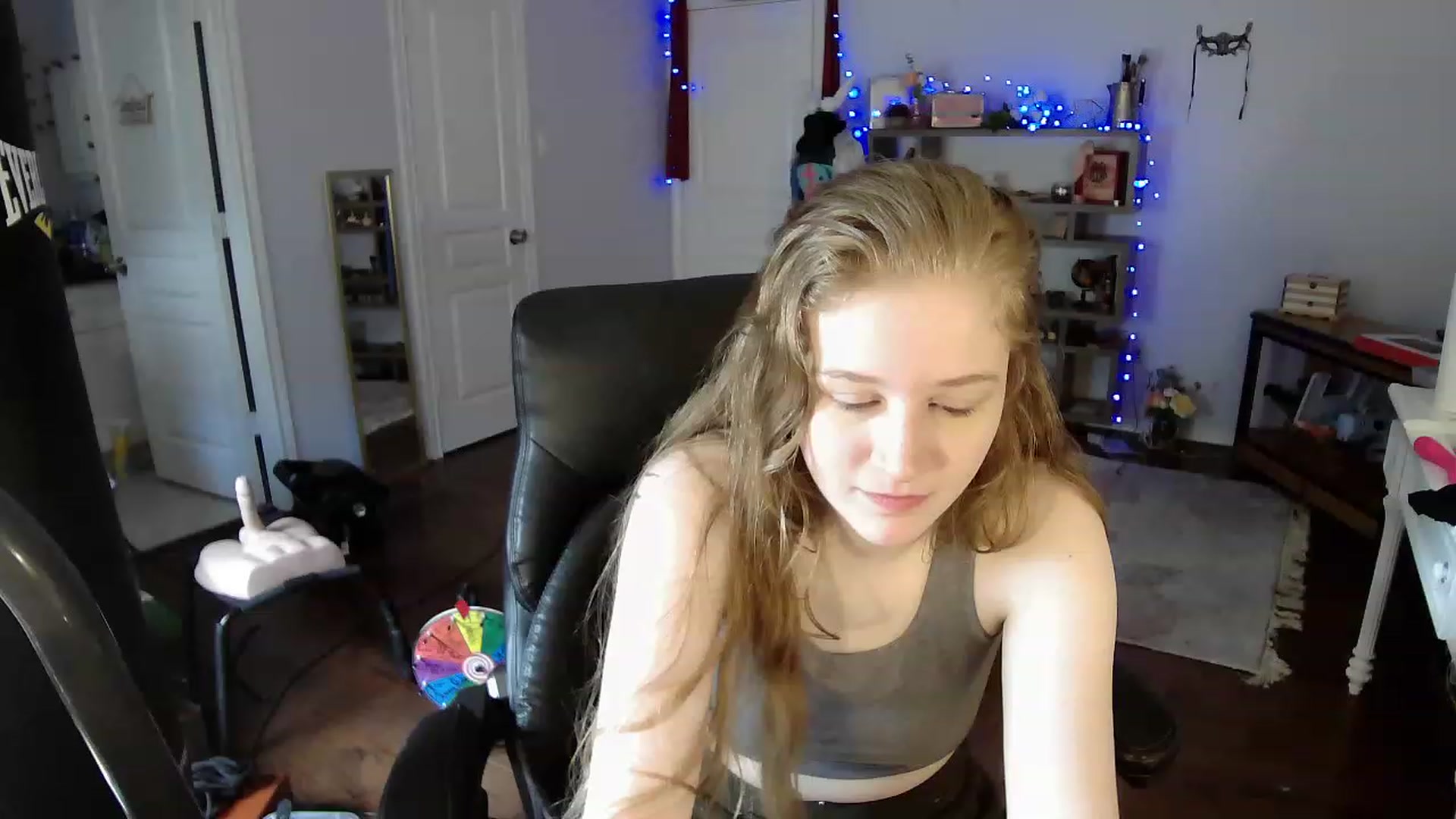 Gallery image thumbnail from Bunnydathug's myfreecams stream on, 04/17/2023, 16:43 image 12 of 20