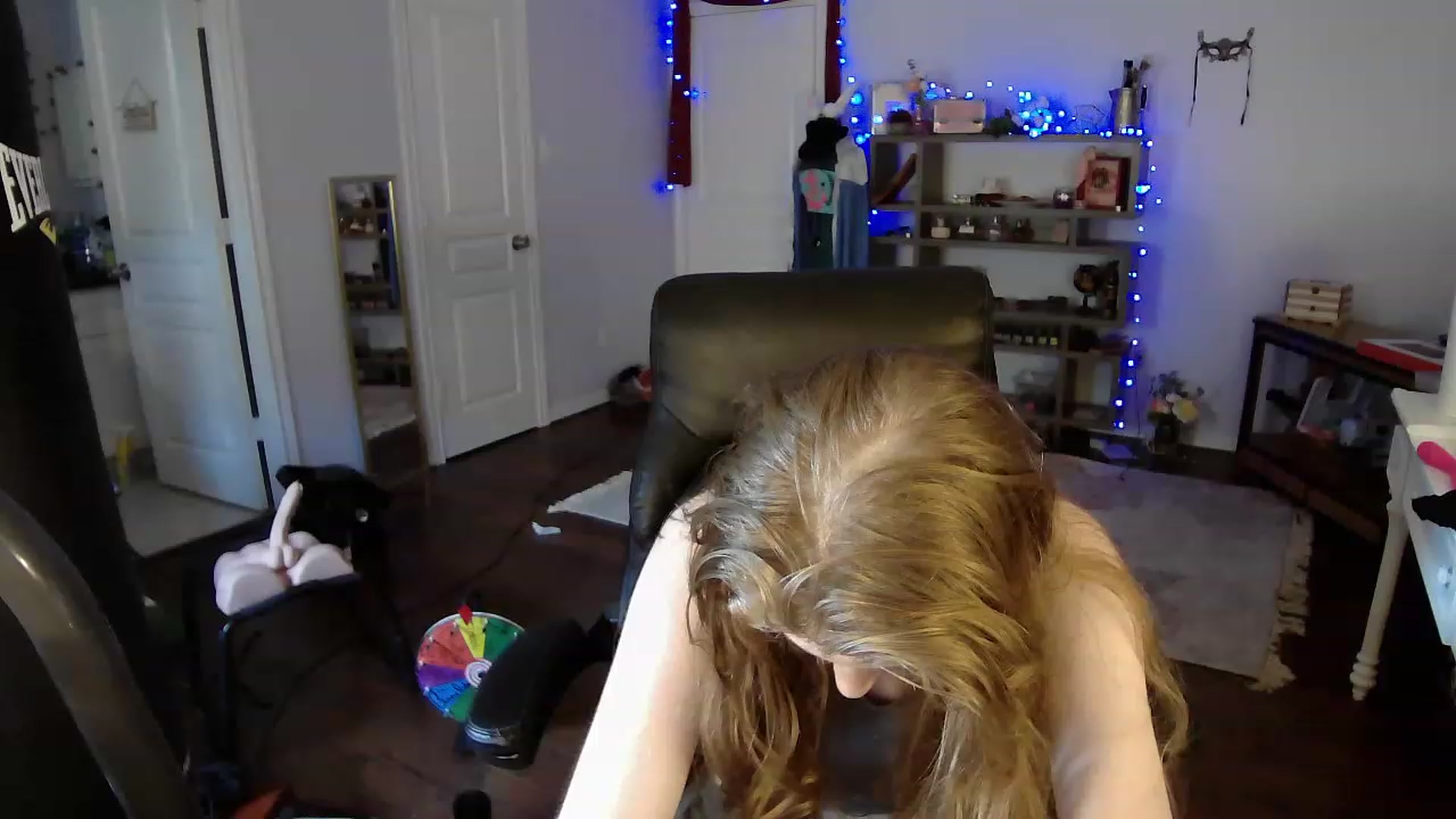 Gallery image thumbnail from Bunnydathug's myfreecams stream on, 04/17/2023, 17:28 image 12 of 20