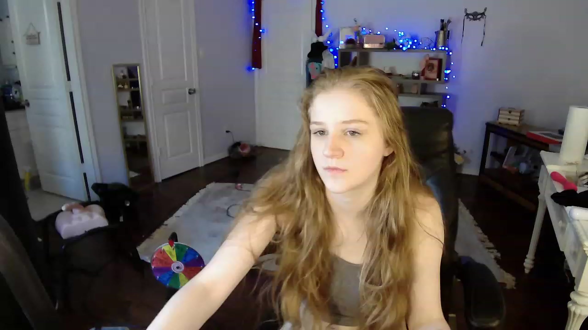 Gallery image thumbnail from Bunnydathug's myfreecams stream on, 04/17/2023, 19:23 image 20 of 20