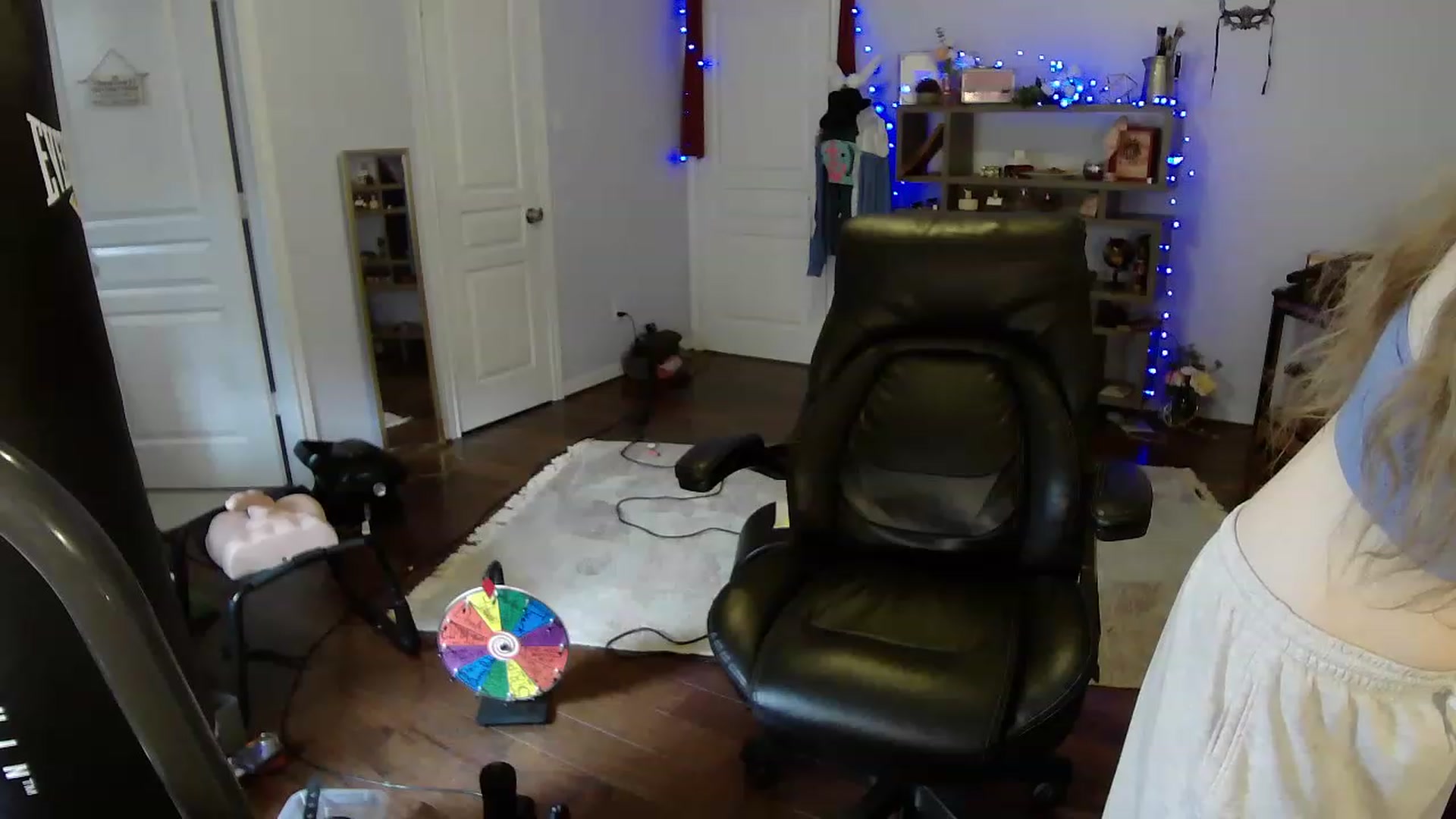 Gallery image thumbnail from Bunnydathug's myfreecams stream on, 04/18/2023, 17:17 image 20 of 20