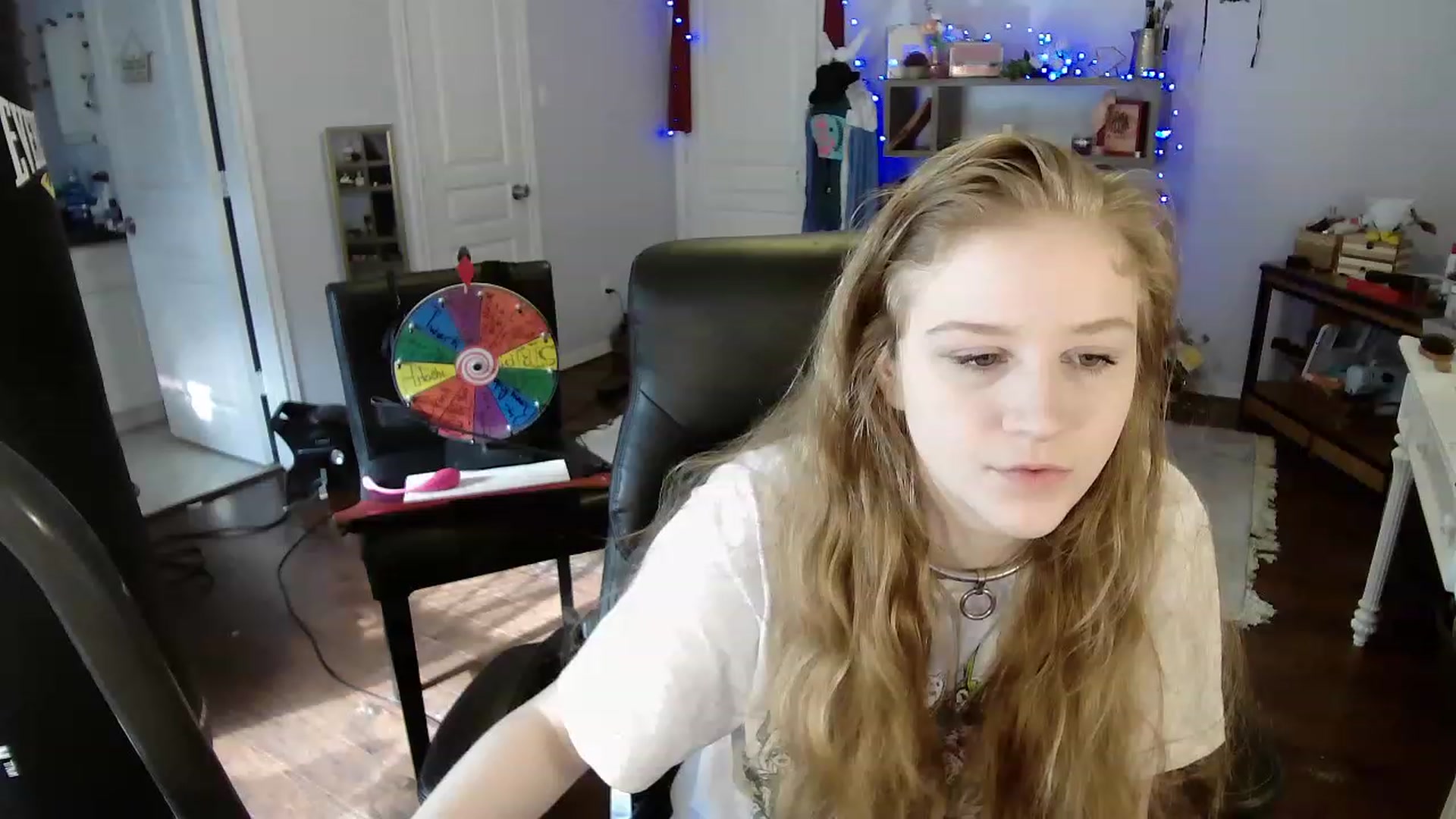 Gallery image thumbnail from Bunnydathug's myfreecams stream on, 04/20/2023, 14:45 image 15 of 20