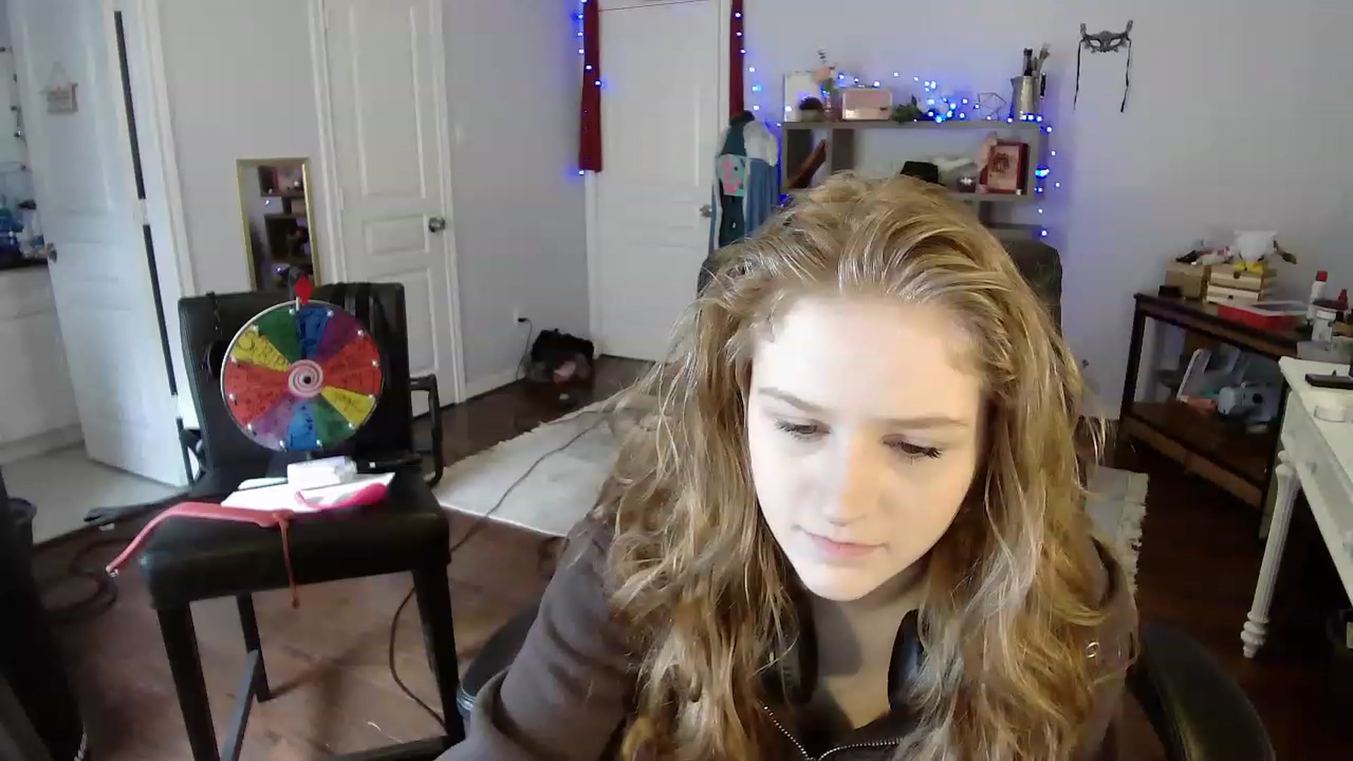 Gallery image thumbnail from Bunnydathug's myfreecams stream on, 04/24/2023, 17:37 image 17 of 20